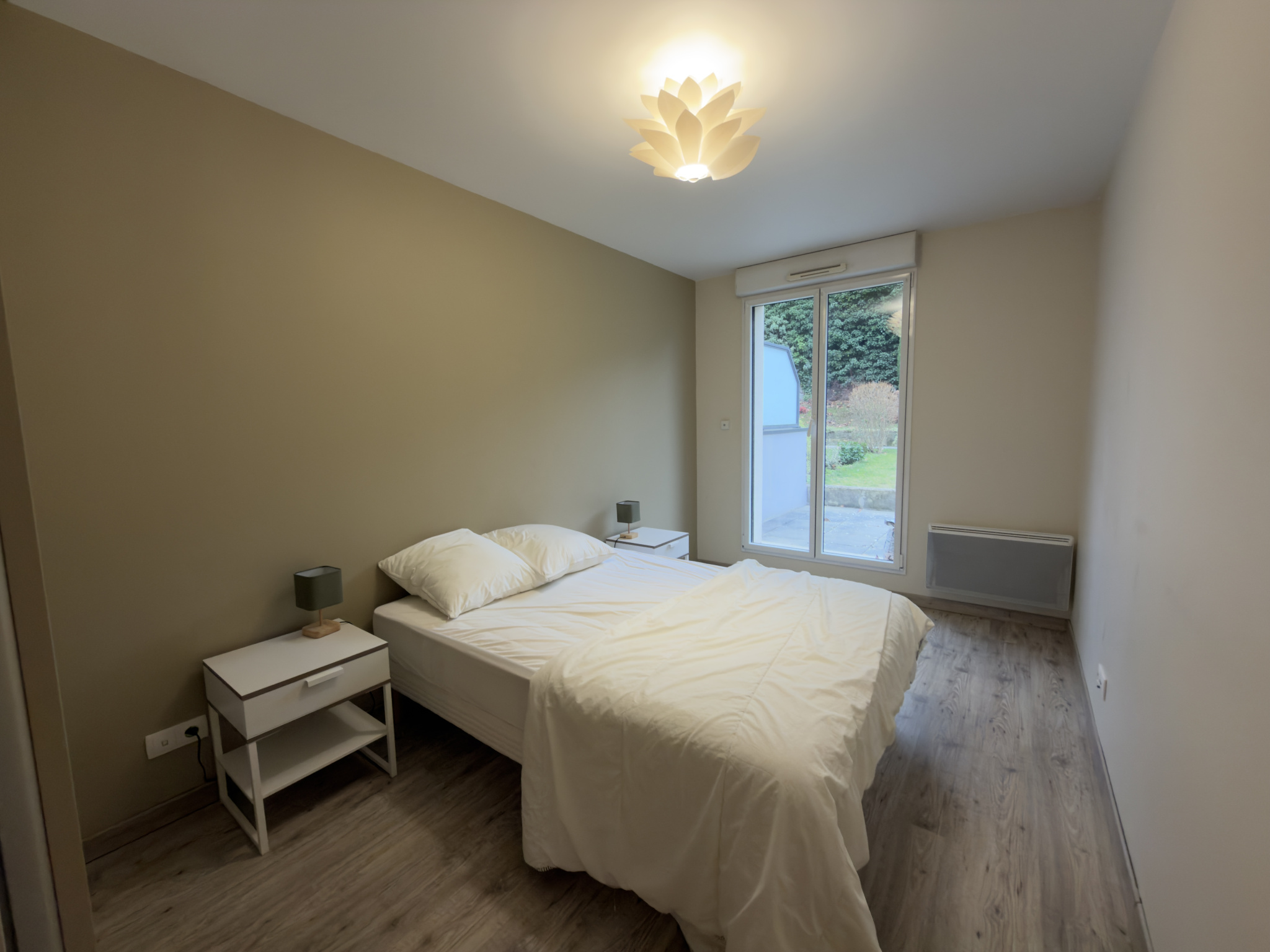 Immo80 – L'immobilier à Amiens et dans la Somme-T2 MEUBLÉ bas Ste Anne  AVEC GARAGE ET JARDIN AMIENS