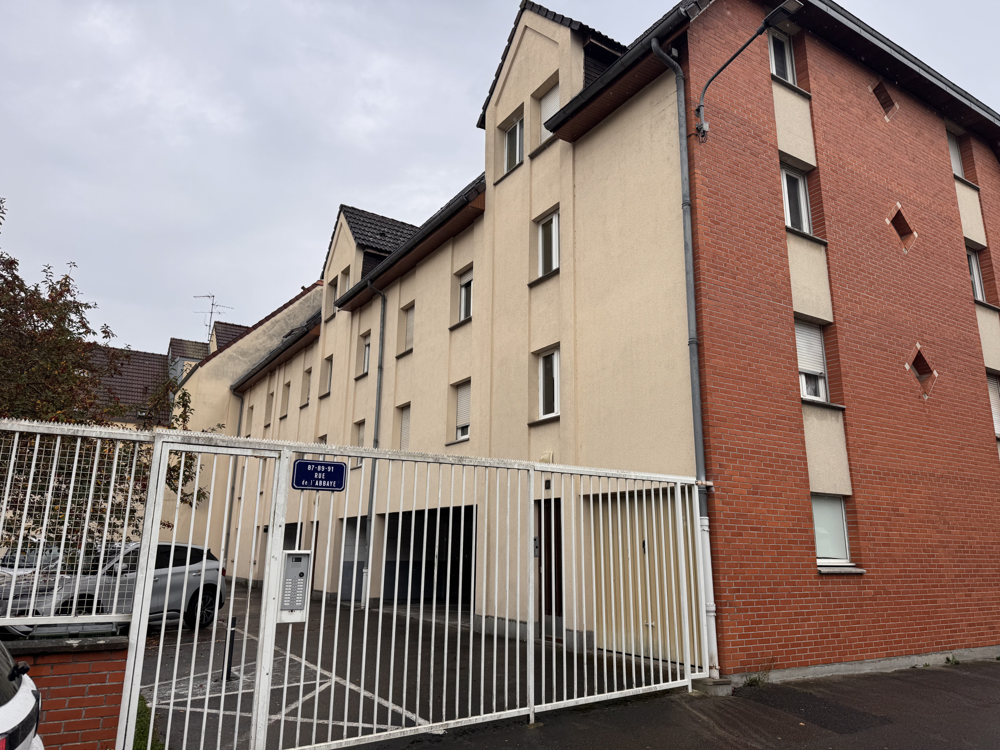Immo80 – L'immobilier à Amiens et dans la Somme-Parc La Hotoie – T2 47m2 & stationnement – résidence sécurisée