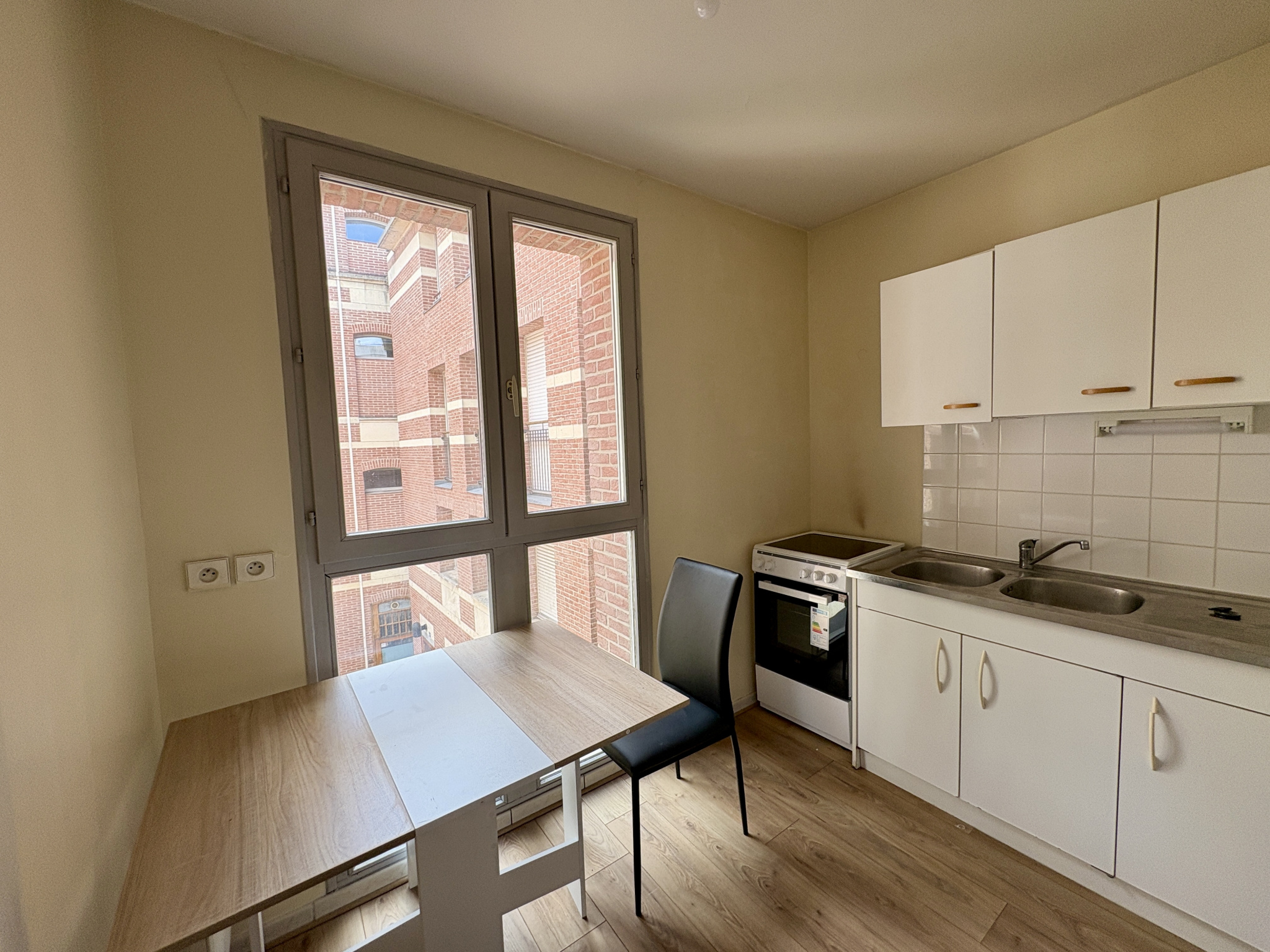 Immo80 – L'immobilier à Amiens et dans la Somme-Place de la Cathédrale T2