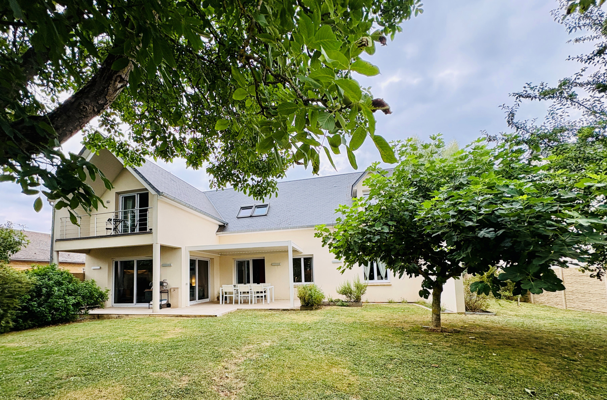 Immo80 – L'immobilier à Amiens et dans la Somme-Pavillon d&rsquo;architecte avec autonomie de plain-pied et jardin plein sud