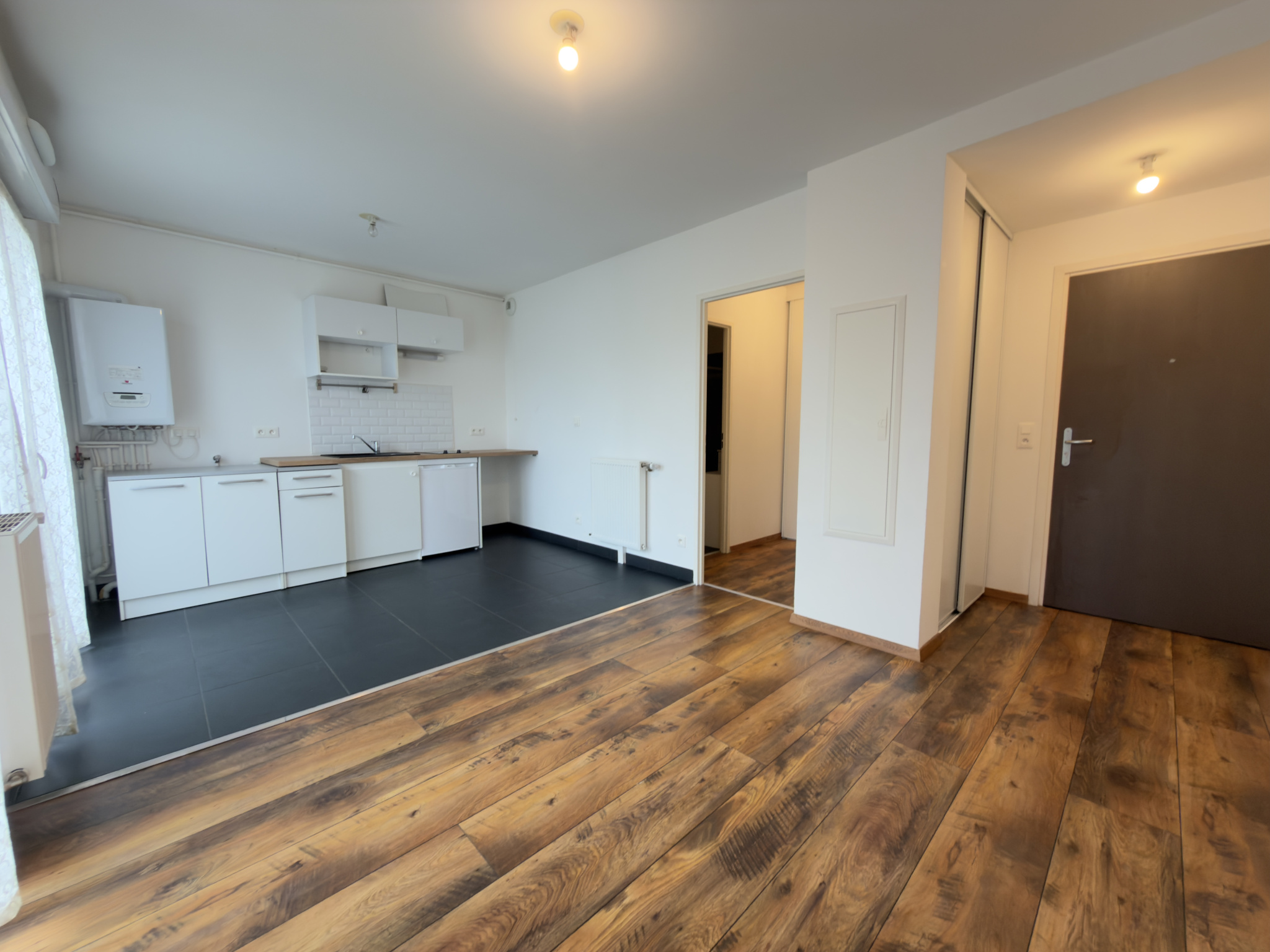Immo80 – L'immobilier à Amiens et dans la Somme-STUDIO AVEC TERRASSE ET PARKING AMIENS