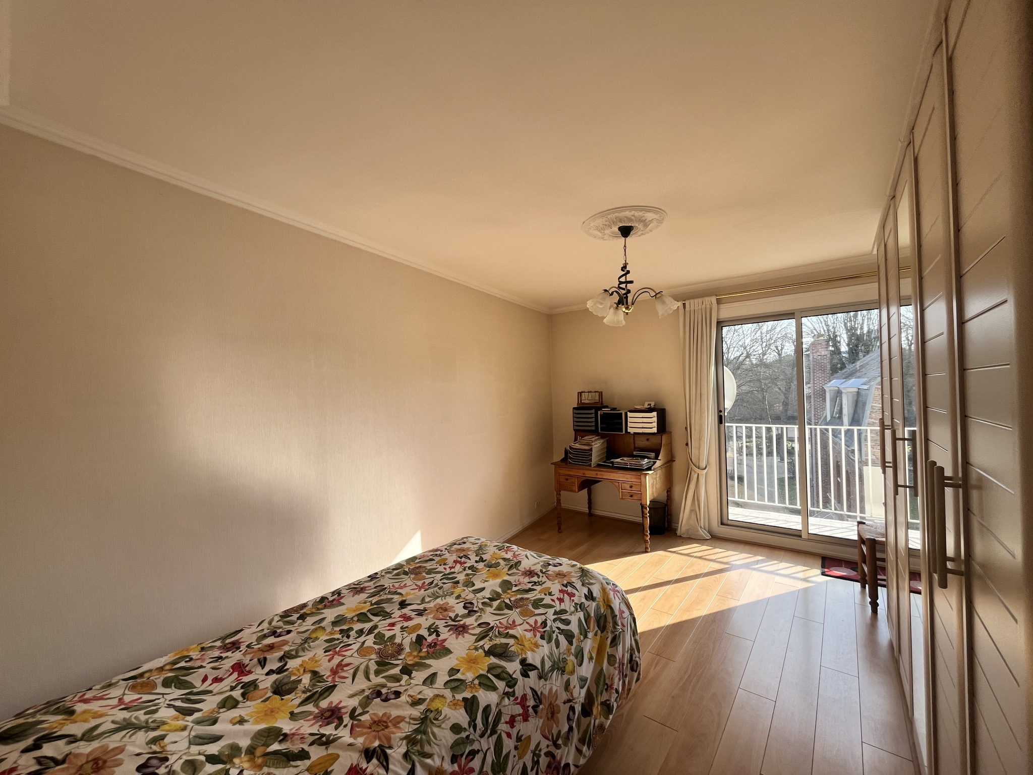 Immo80 – L'immobilier à Amiens et dans la Somme-Bel appartement lumineux – 102 m2 – Coeur de ville