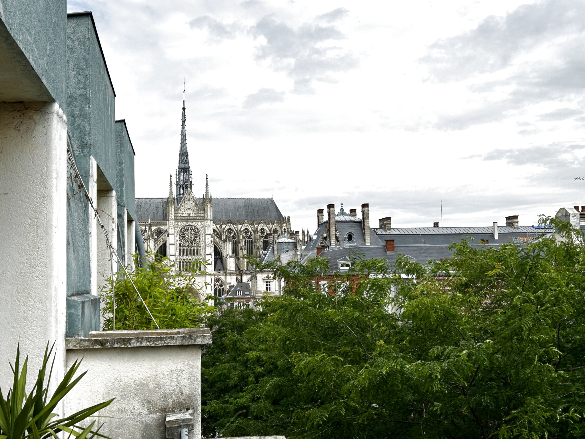 Immo80 – L'immobilier à Amiens et dans la Somme-BIEN RARE – APPT  T4 DE CARACTERE EN DERNIER ETAGE