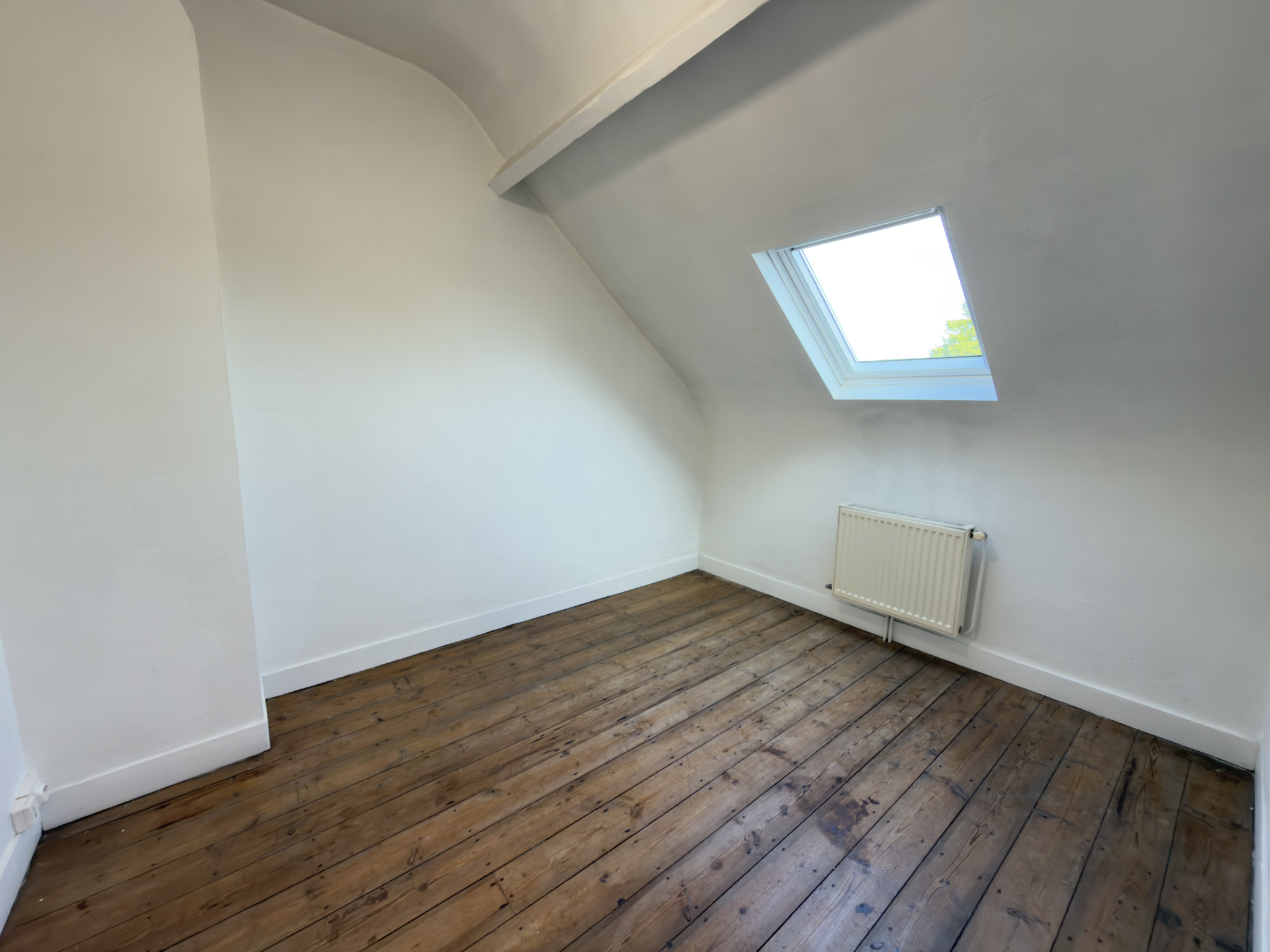 Immo80 – L'immobilier à Amiens et dans la Somme-MAISON T5 AVEC COUR AMIENS