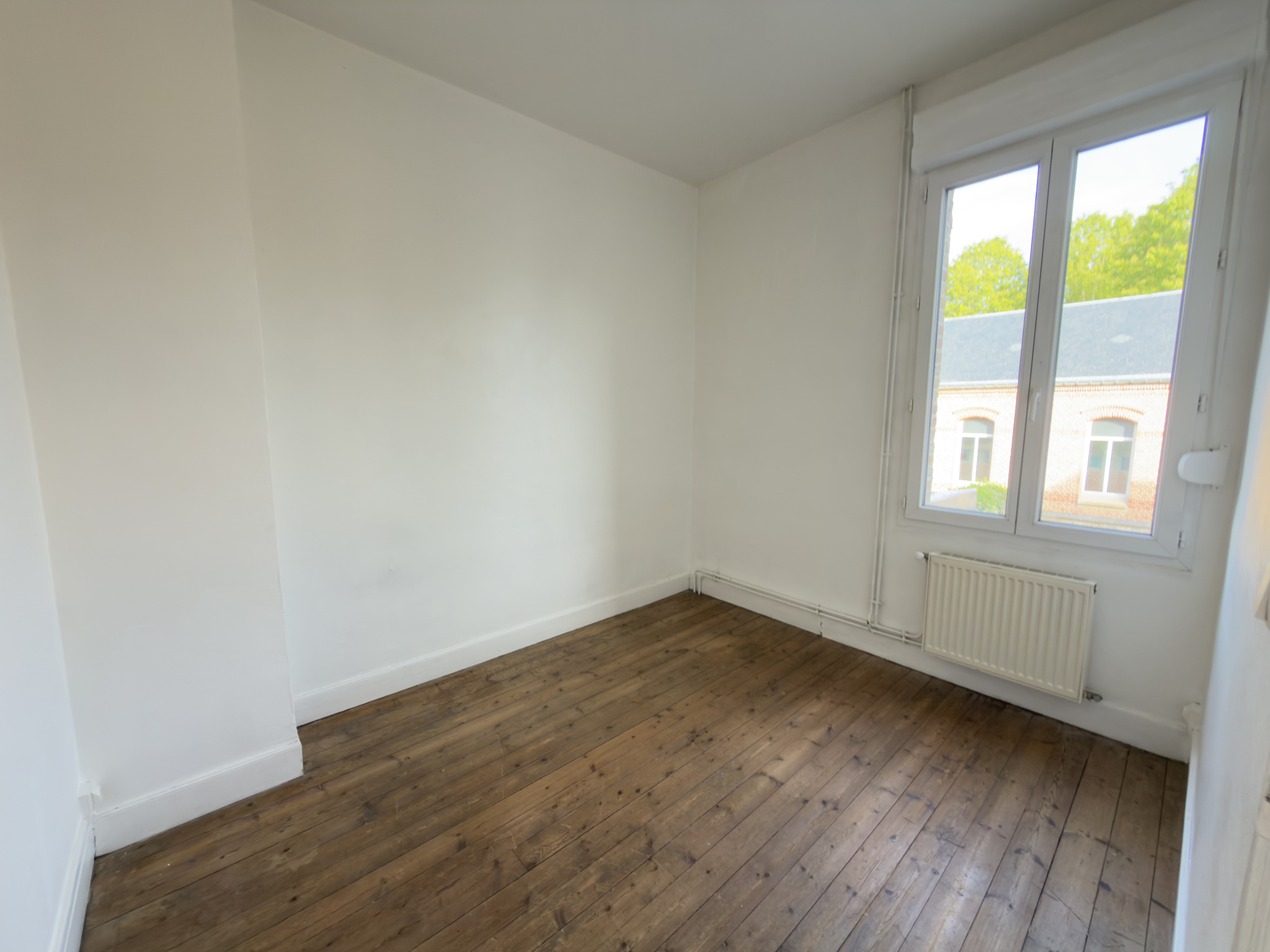 Immo80 – L'immobilier à Amiens et dans la Somme-MAISON T5 AVEC COUR AMIENS