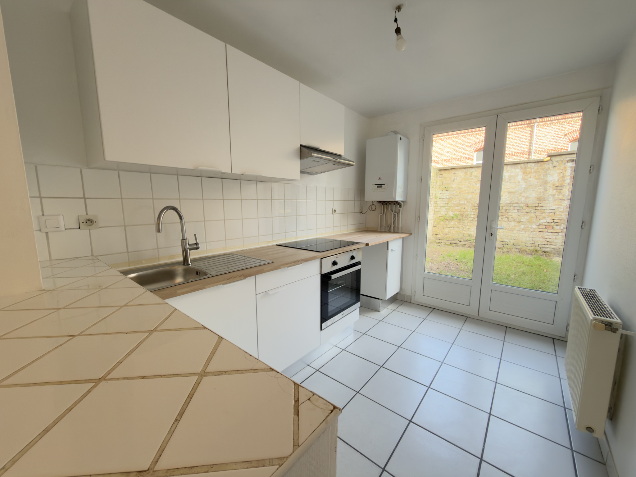 Immo80 – L'immobilier à Amiens et dans la Somme-MAISON T5 AVEC COUR AMIENS