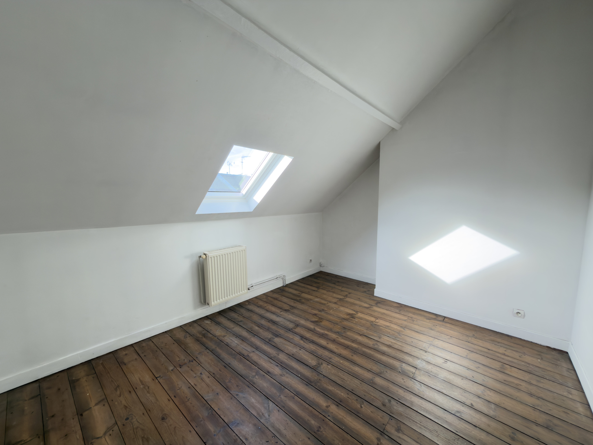 Immo80 – L'immobilier à Amiens et dans la Somme-MAISON T5 AVEC COUR AMIENS