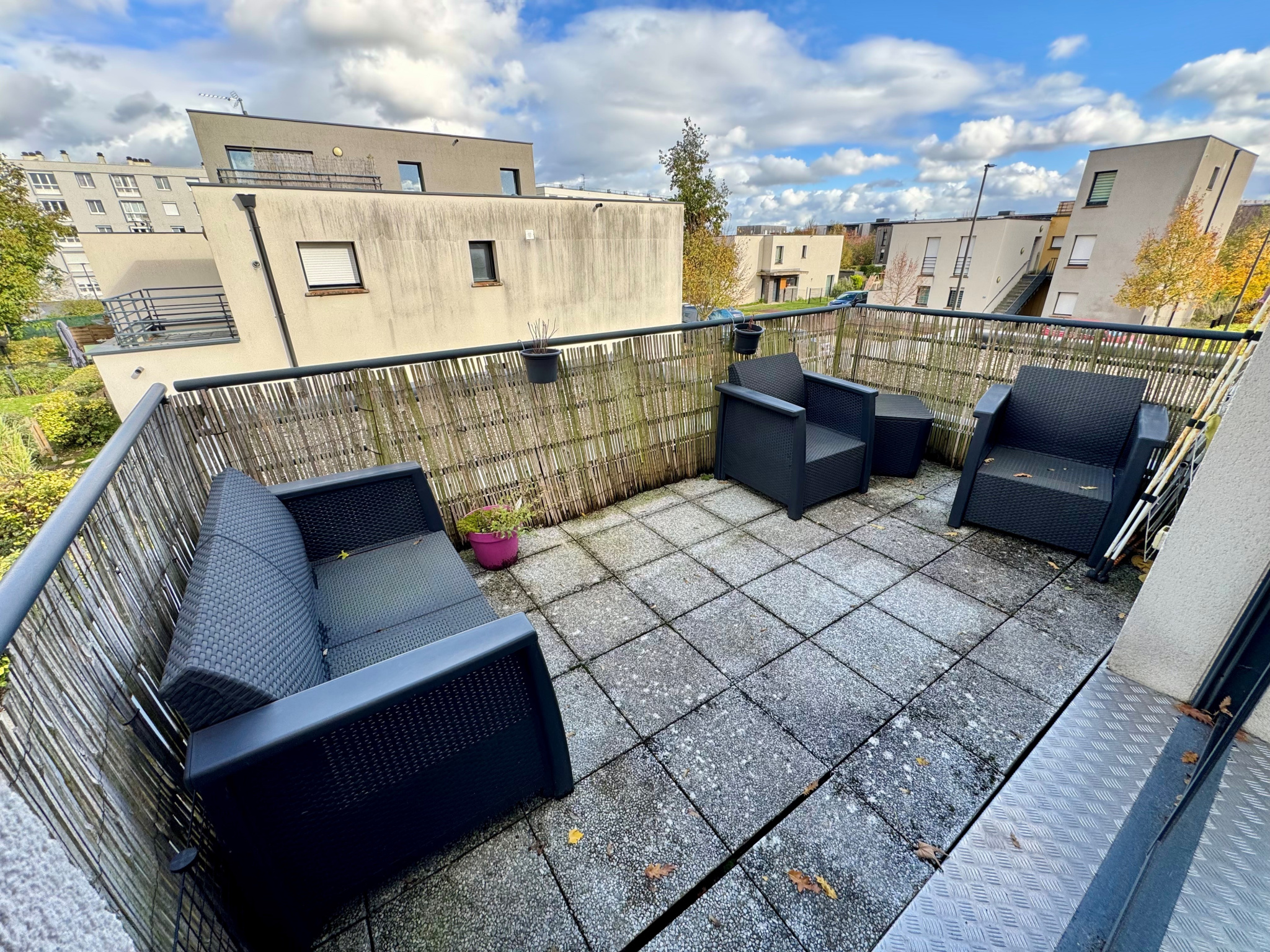 Immo80 – L'immobilier à Amiens et dans la Somme-Amiens Sud – Duplex T3 – 66m2 – Terrasse & stationnements