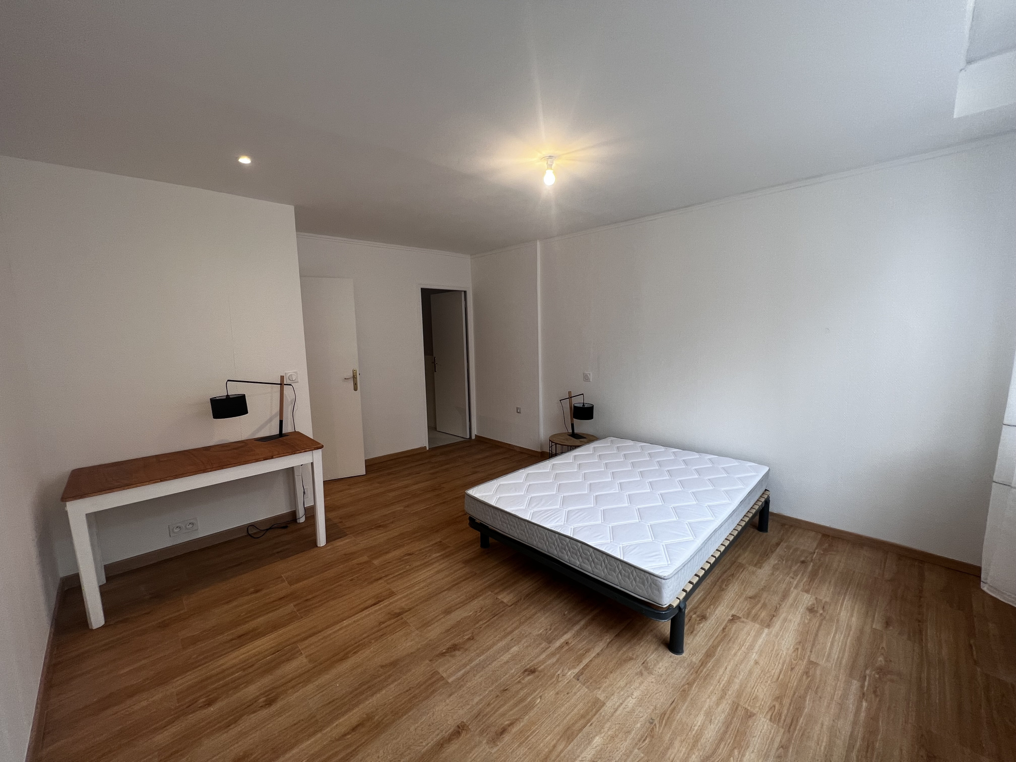 Immo80 – L'immobilier à Amiens et dans la Somme-T2 MEUBLÉ AVEC PARKING – AMIENS