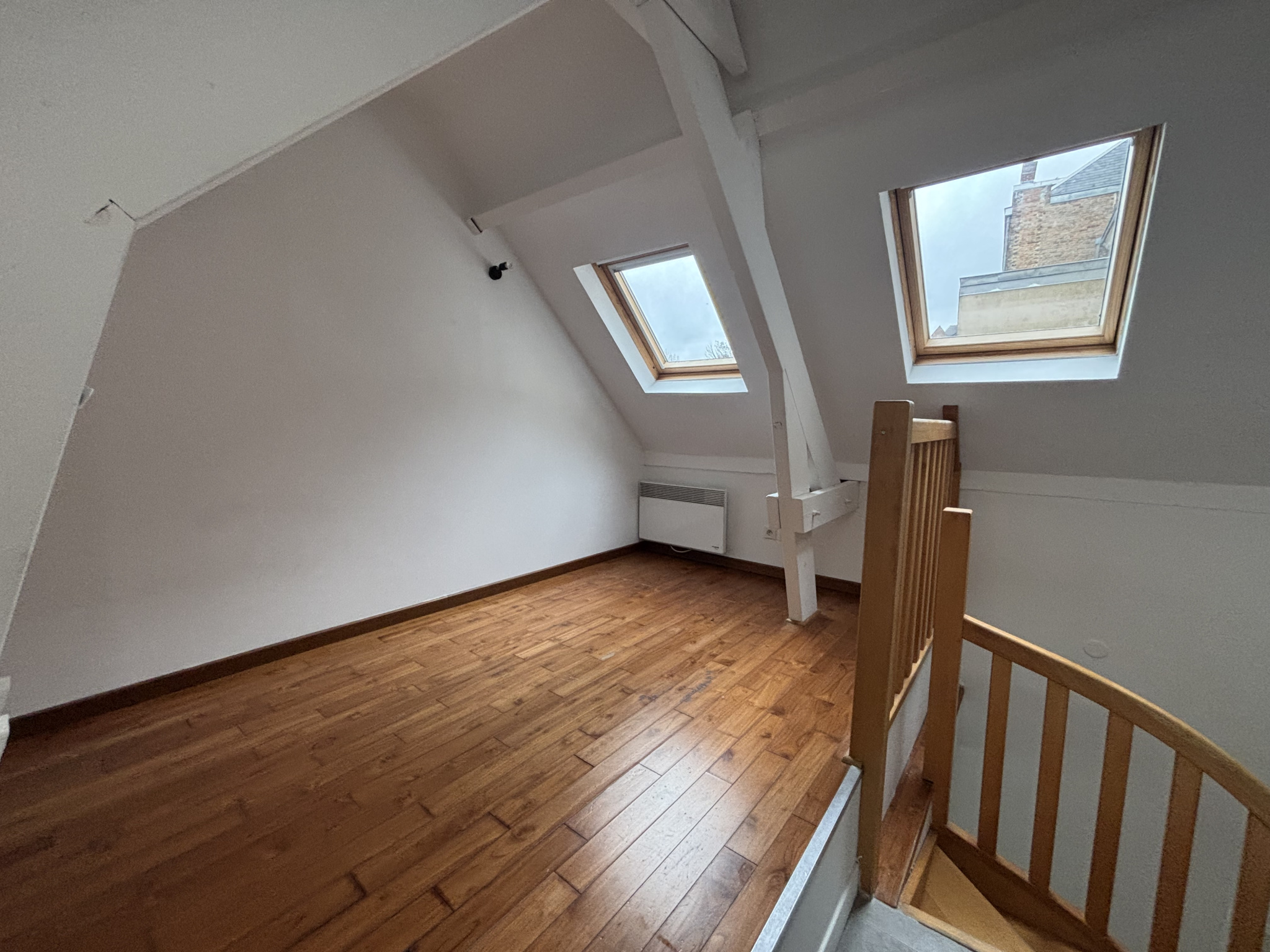 Immo80 – L'immobilier à Amiens et dans la Somme- TYPE 1  AVEC COUR AMIENS CENTRE VILLE