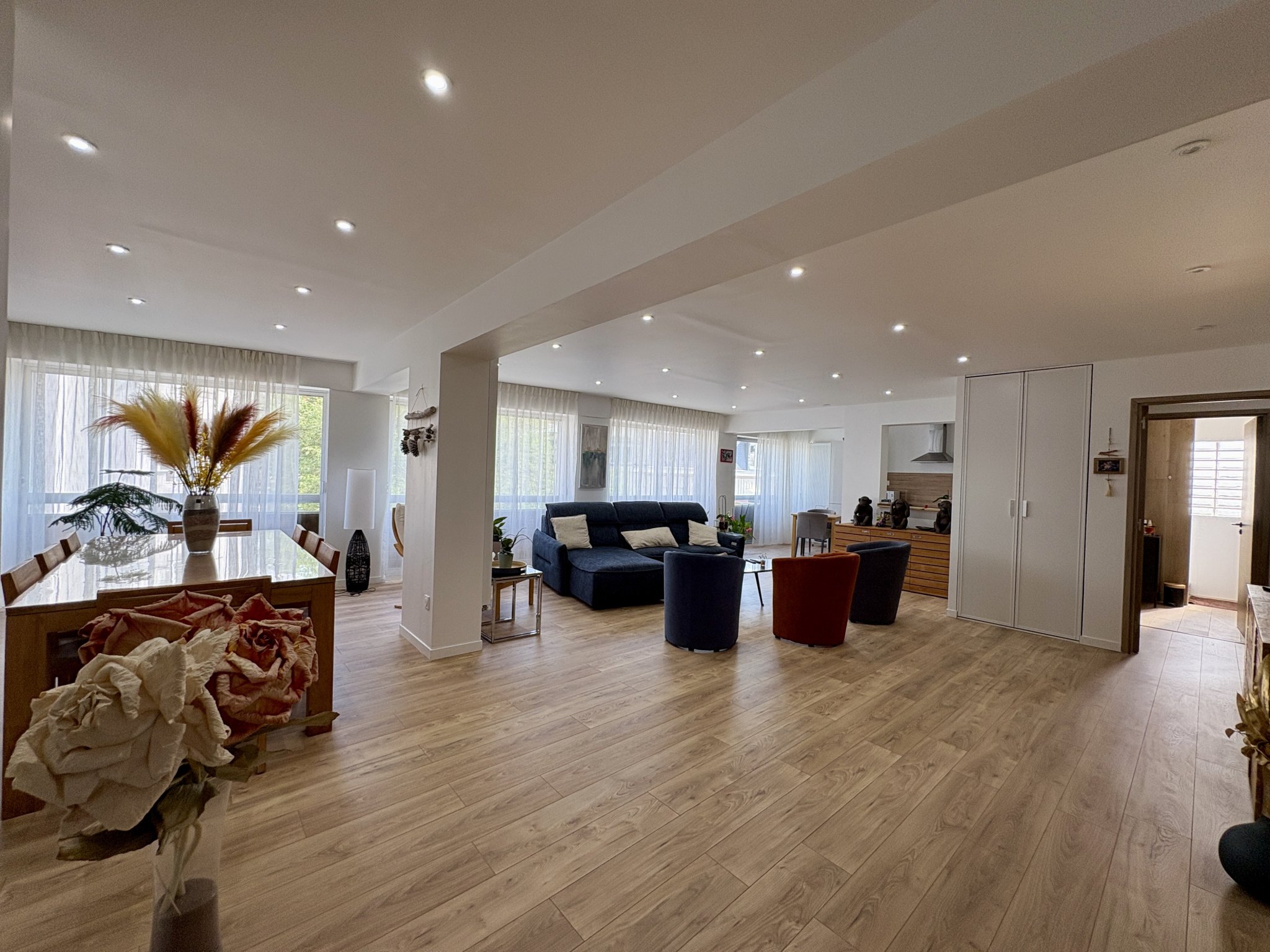 Immo80 – L'immobilier à Amiens et dans la Somme-Centre ville Amiens – Grand T4 vue Cathédrale