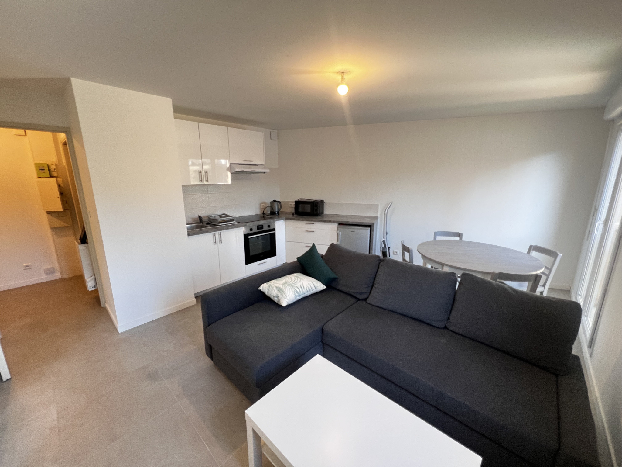 Immo80 – L'immobilier à Amiens et dans la Somme-T2 MEUBLÉ AVEC PARKING – AMIENS