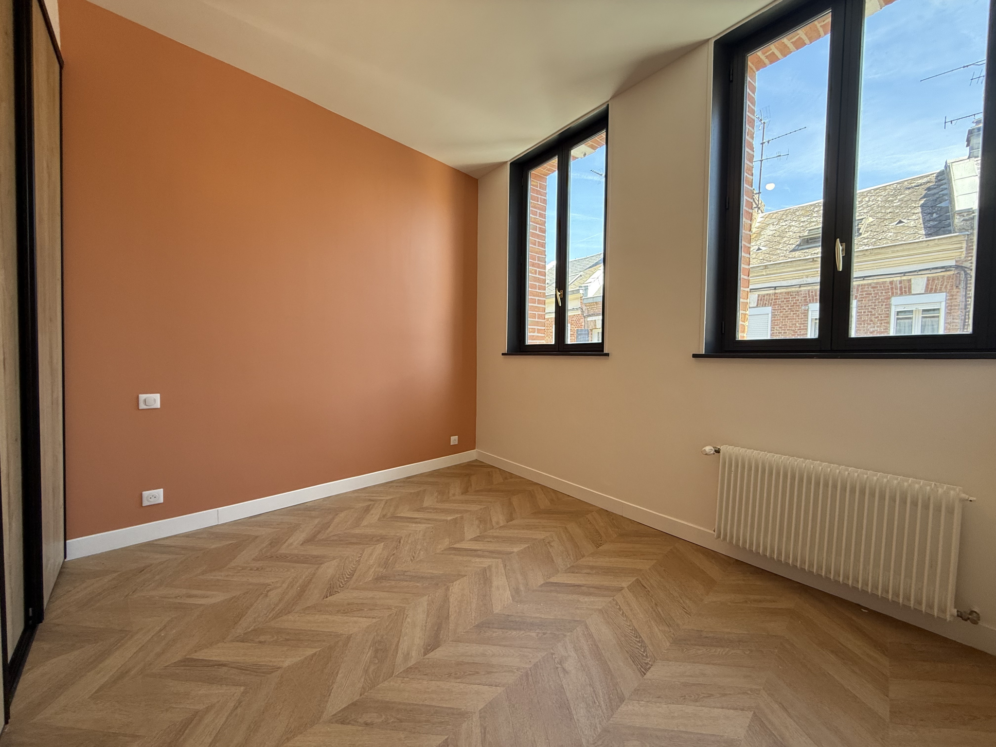 Immo80 – L'immobilier à Amiens et dans la Somme-MAISON RENOVEE T5 QUARTIER HENRIVILLE