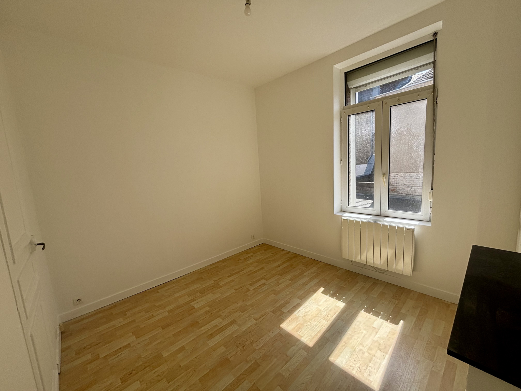 Immo80 – L'immobilier à Amiens et dans la Somme-APPARTEMENT T2 – PROCHE CENTRE – AMIENS