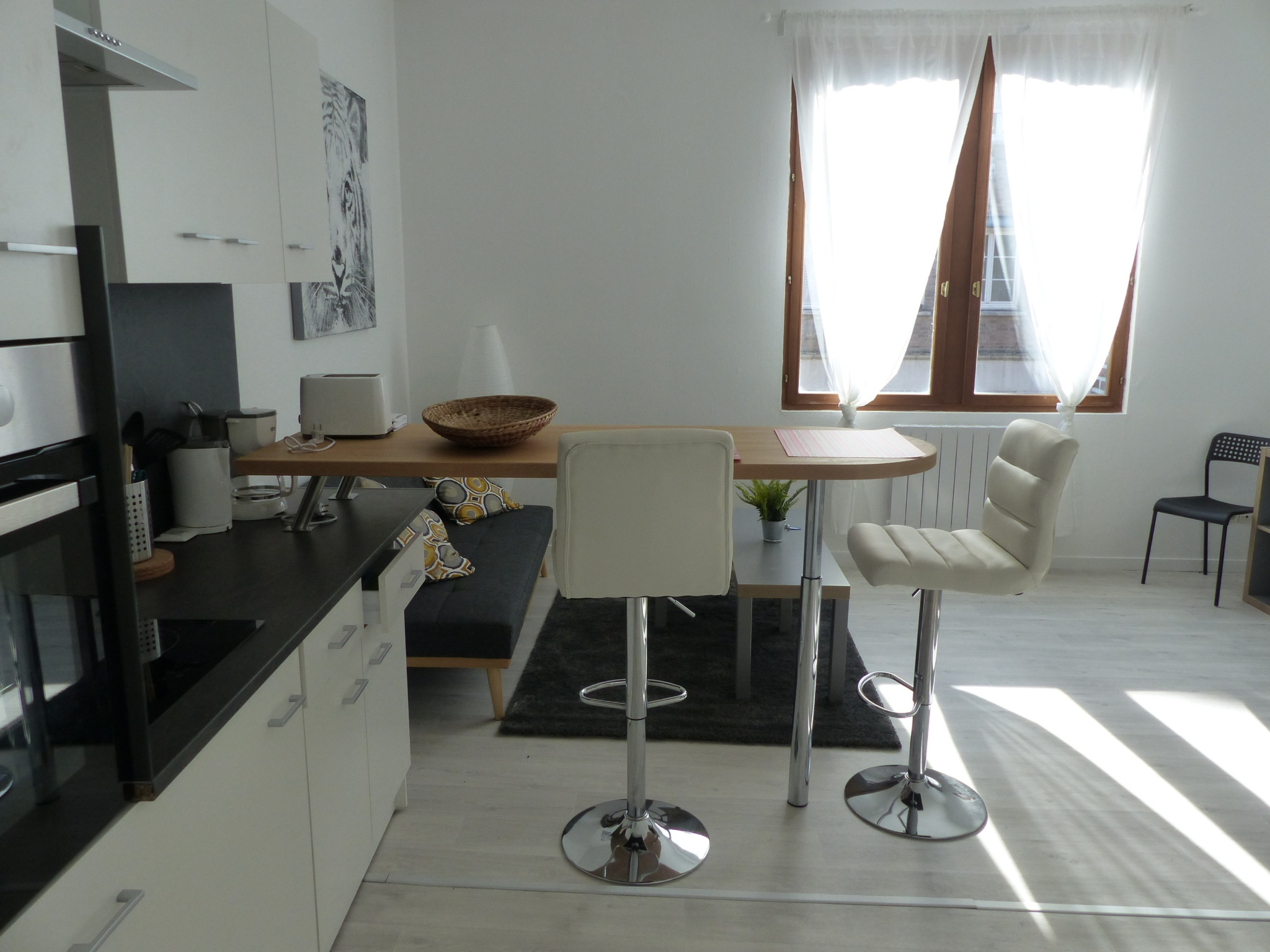 Immo80 – L'immobilier à Amiens et dans la Somme-BEAU TYPE 2 MEUBLE CENTRE VILLE – AMIENS