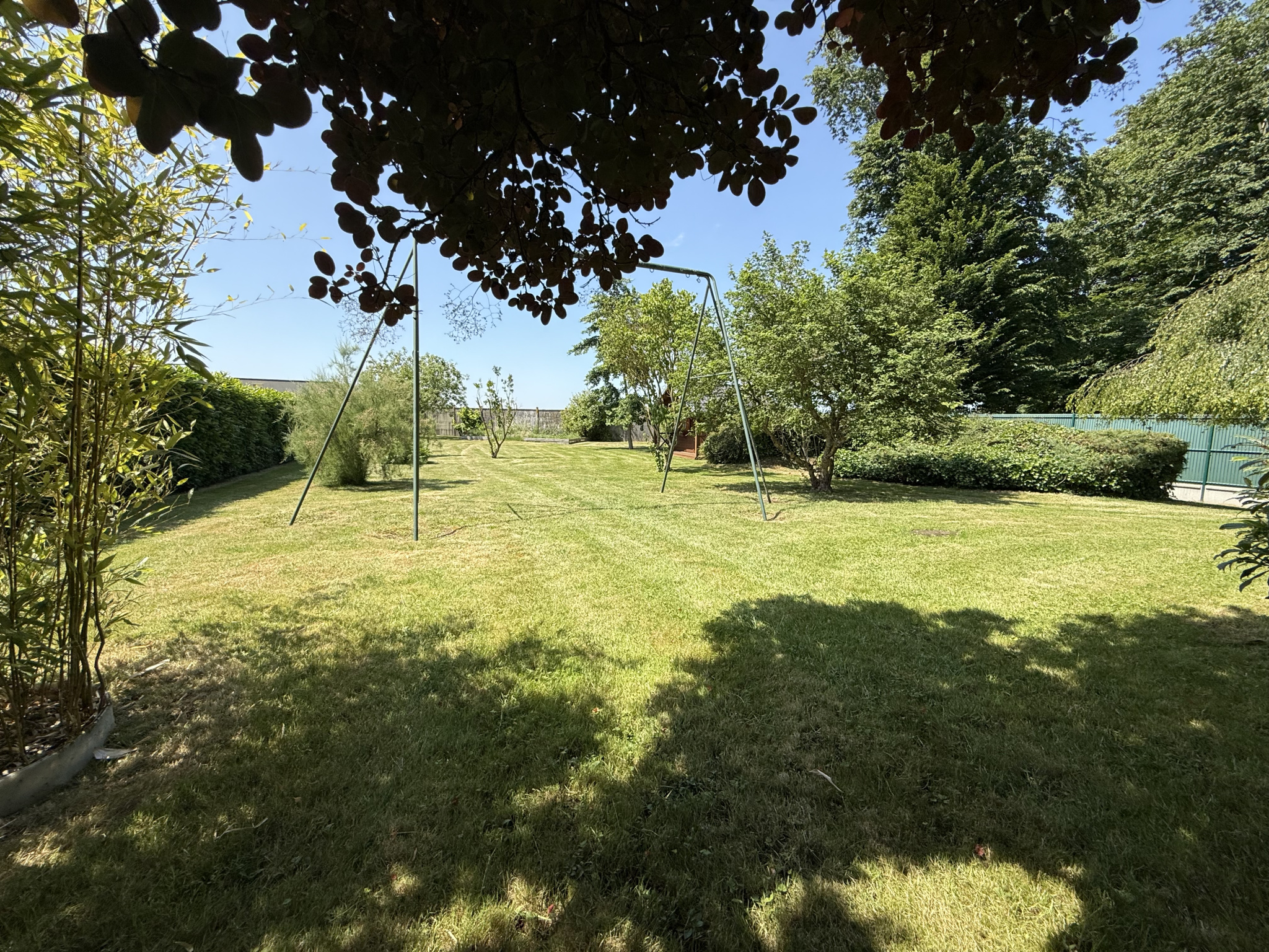 Immo80 – L'immobilier à Amiens et dans la Somme-PAVILLON T7 150 m2 -GARAGES-JARDIN 1250 M2 SUD PROCHE CHU