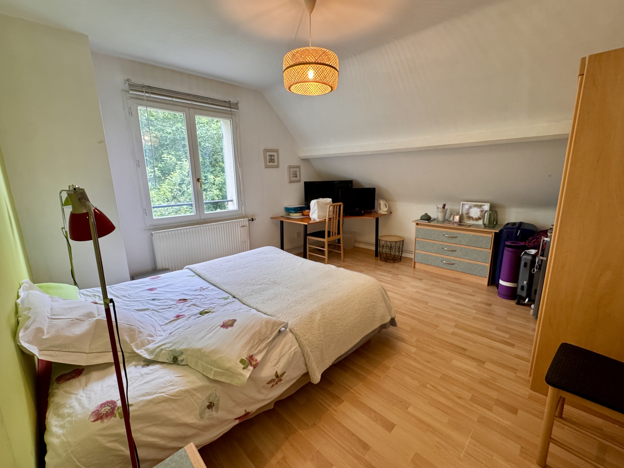 Immo80 – L'immobilier à Amiens et dans la Somme-VERS-SUR-SELLE – Pavillon 185m2 7Chbs – Jardin – SS Complet