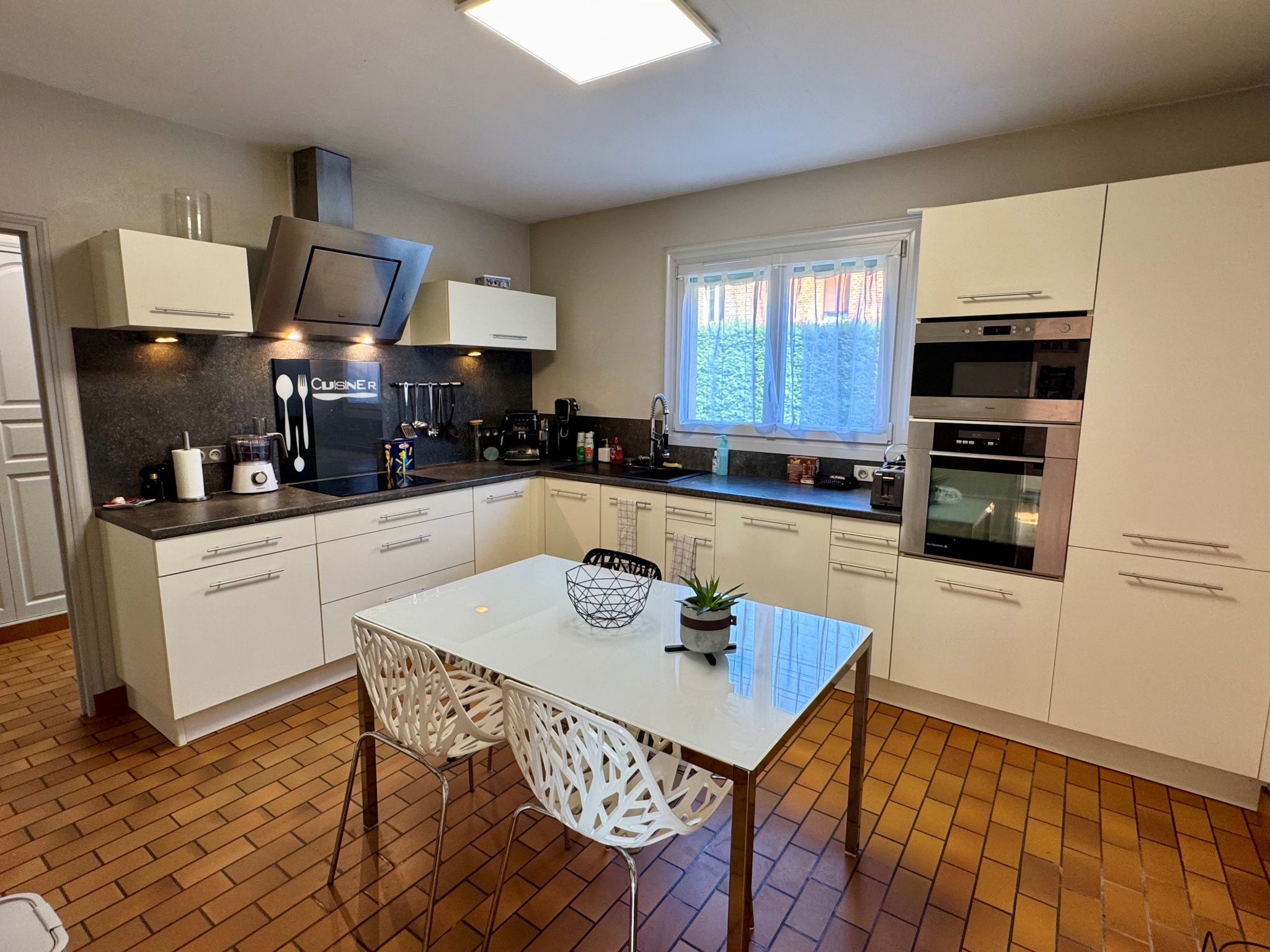 Immo80 – L'immobilier à Amiens et dans la Somme-Pavillon 220m2 – 6chbs – Jardin – Sous-sol Complet