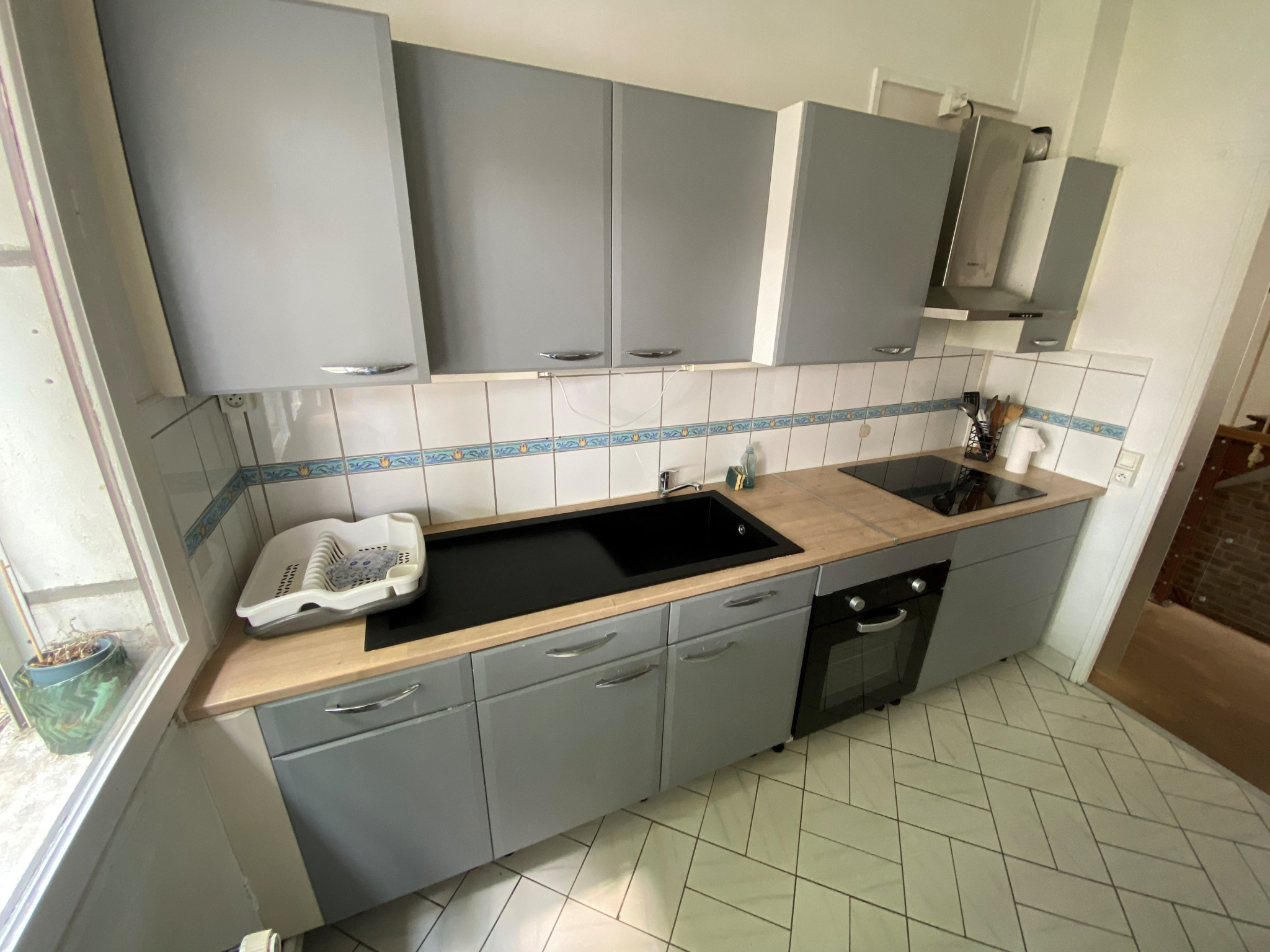 Immo80 – L'immobilier à Amiens et dans la Somme-Appartement T4 meublé  112m2 bas Henriville