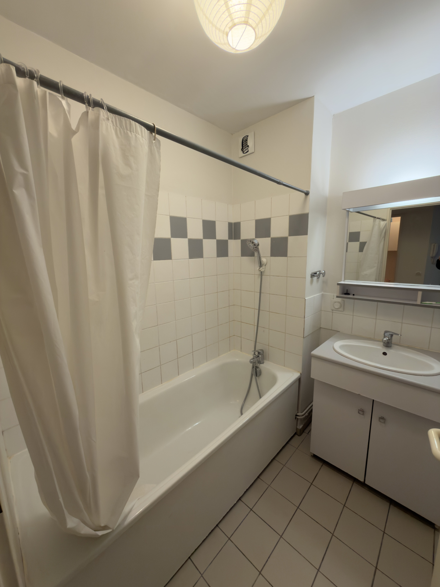 Immo80 – L'immobilier à Amiens et dans la Somme-T2 AVEC TERRASSE ET PARKING AMIENS