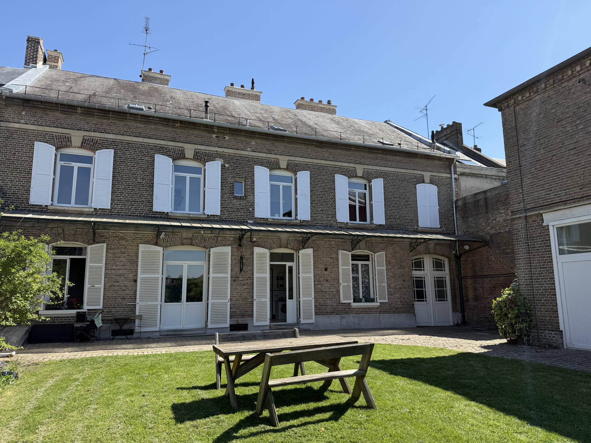 Immo80 – L'immobilier à Amiens et dans la Somme-MAISON HENRIVILLE 280 M2 PORTE COCHERE JARDIN