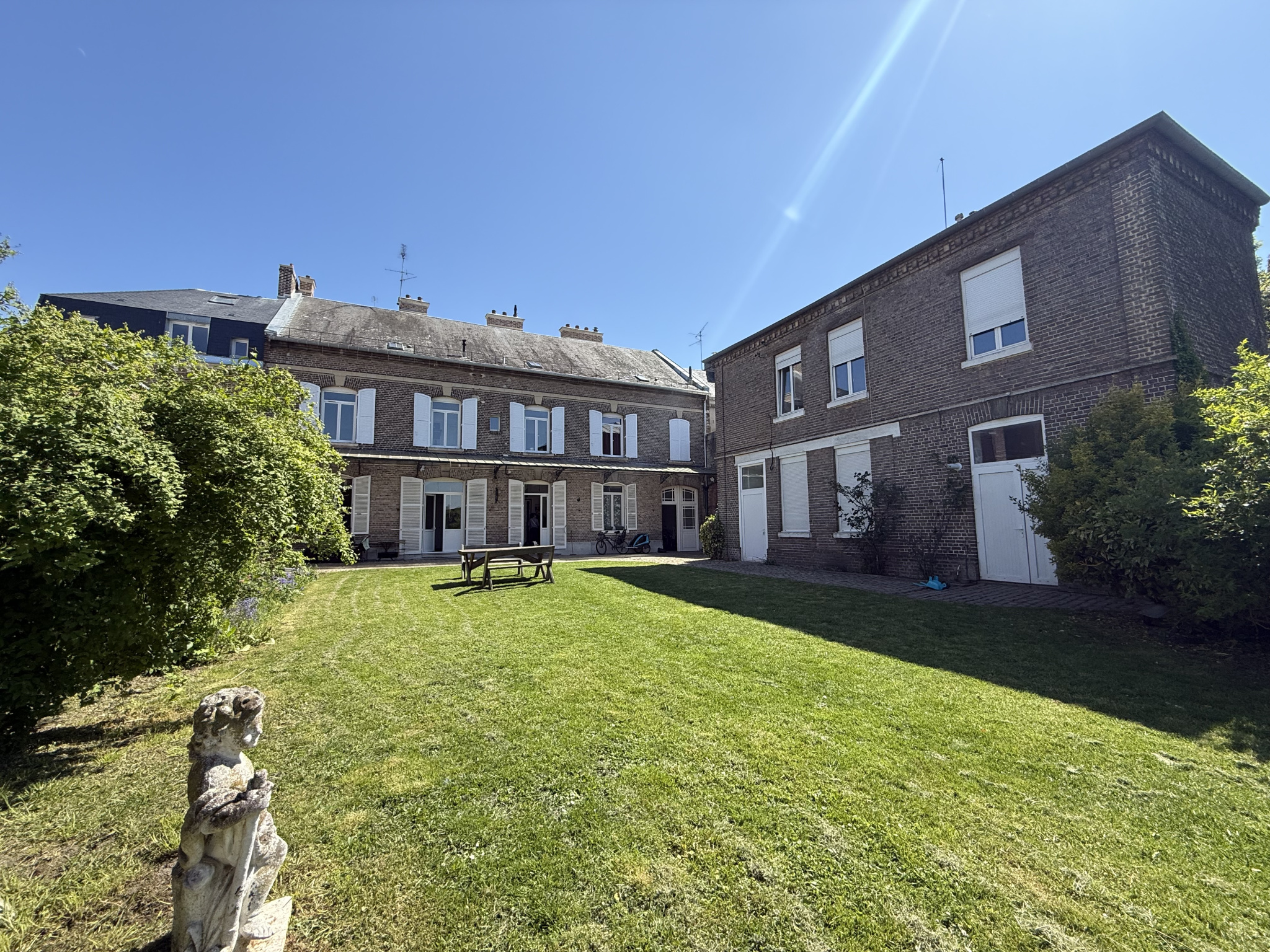 Immo80 – L'immobilier à Amiens et dans la Somme-MAISON HENRIVILLE 280 M2 PORTE COCHERE JARDIN