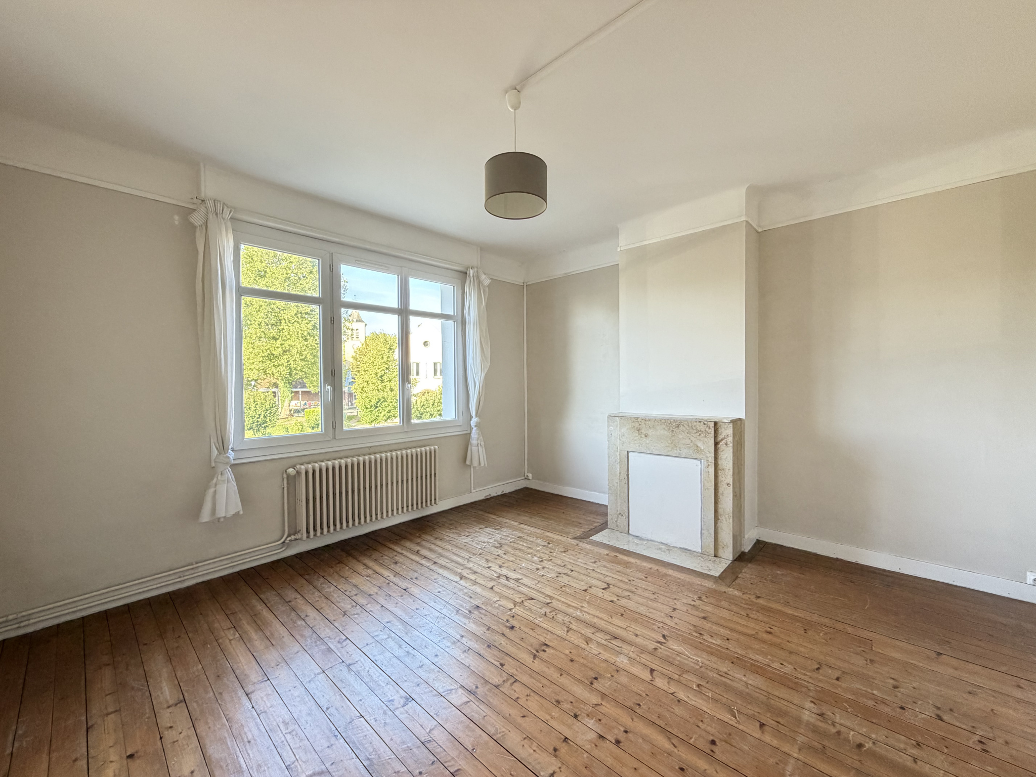 Immo80 – L'immobilier à Amiens et dans la Somme-MAISON T6 AVEC JARDIN – RUMIGNY (80680)