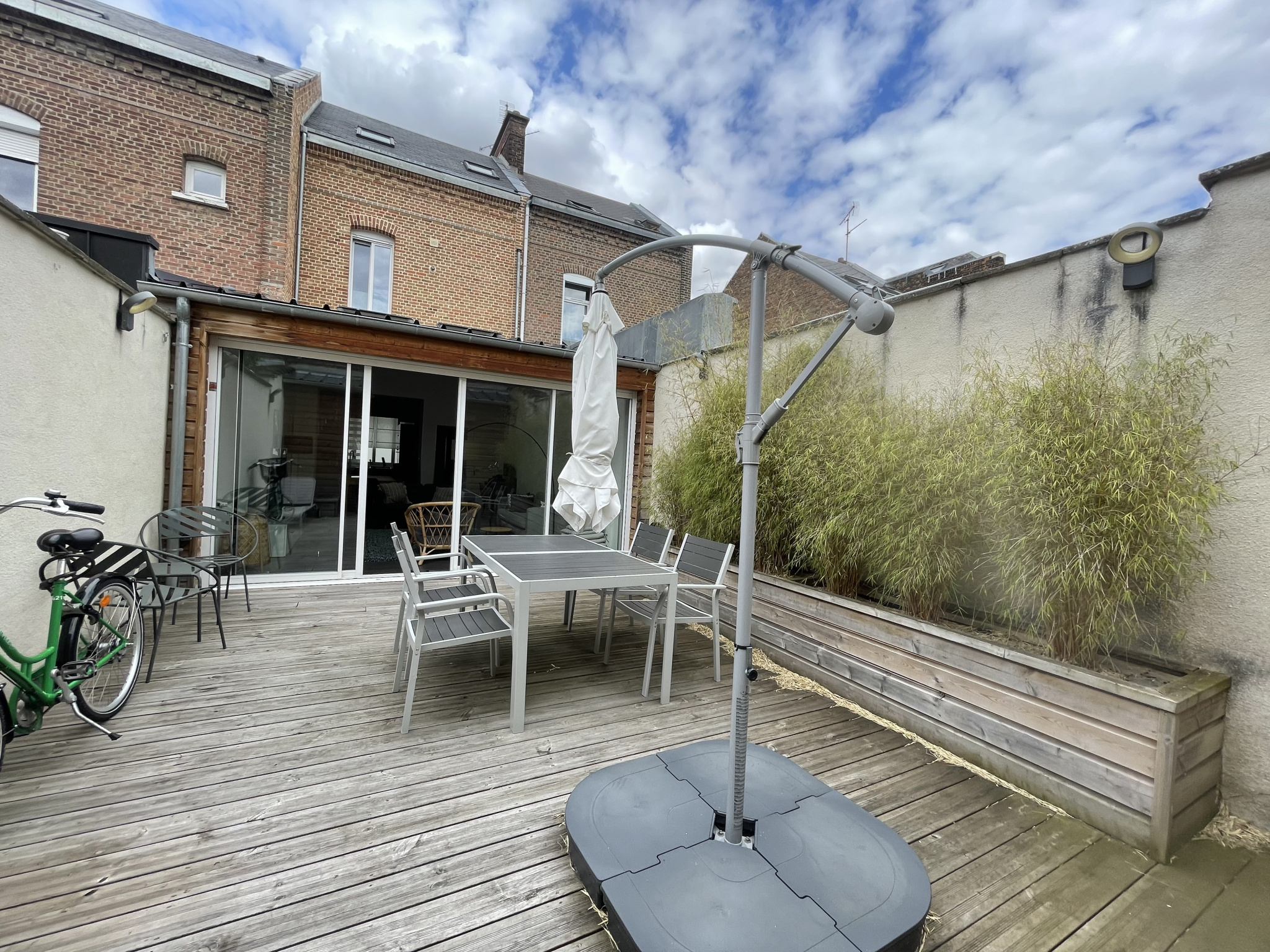 Immo80 – L'immobilier à Amiens et dans la Somme-MAISON TYPE 5 AVEC TERRASSE COLISEUM CENTRE VILLE AMIENS