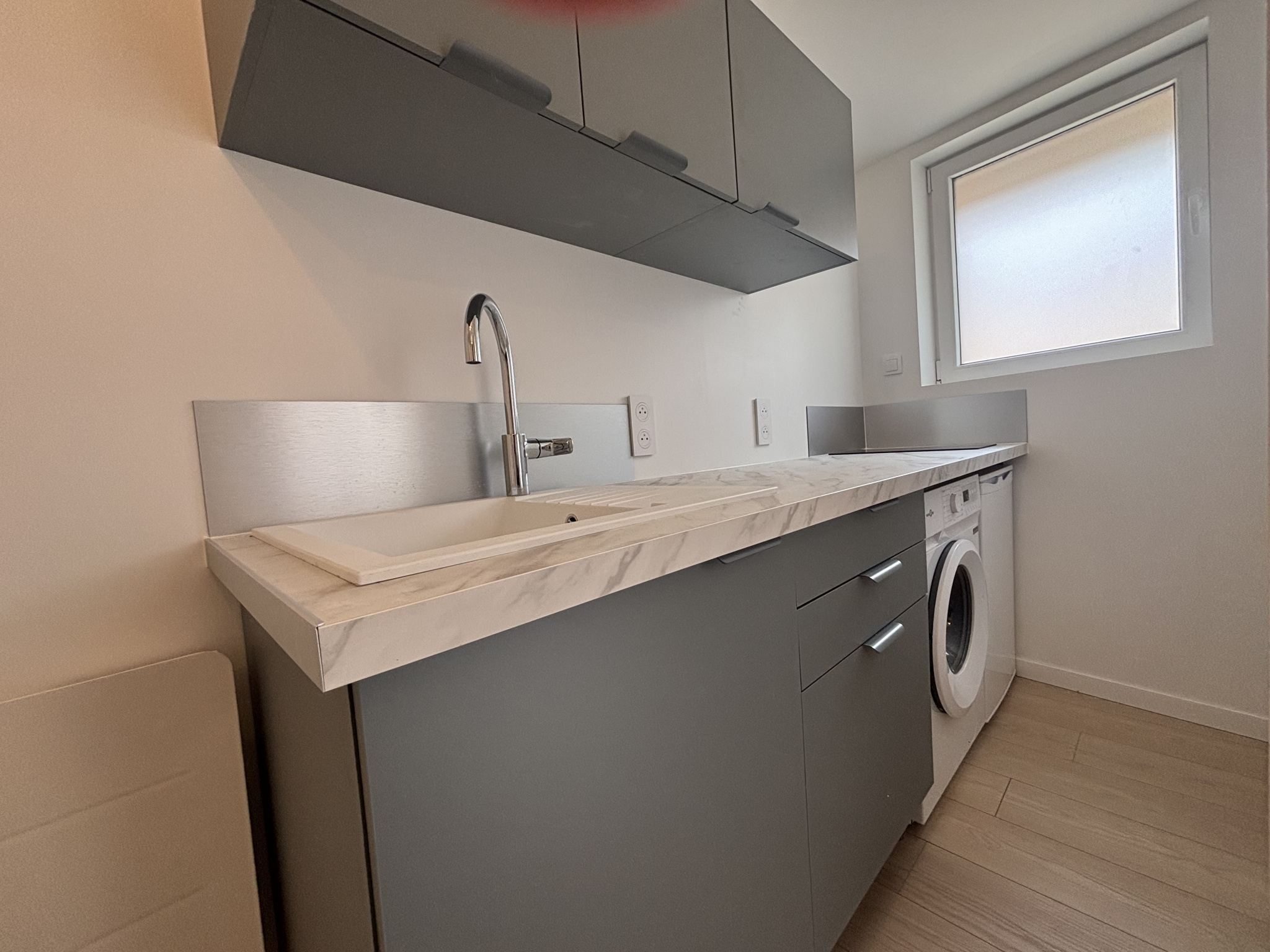Immo80 – L'immobilier à Amiens et dans la Somme-STUDIO MEUBLE DE 16M2 ENTIEREMENT RENOVE PROCHE GARE