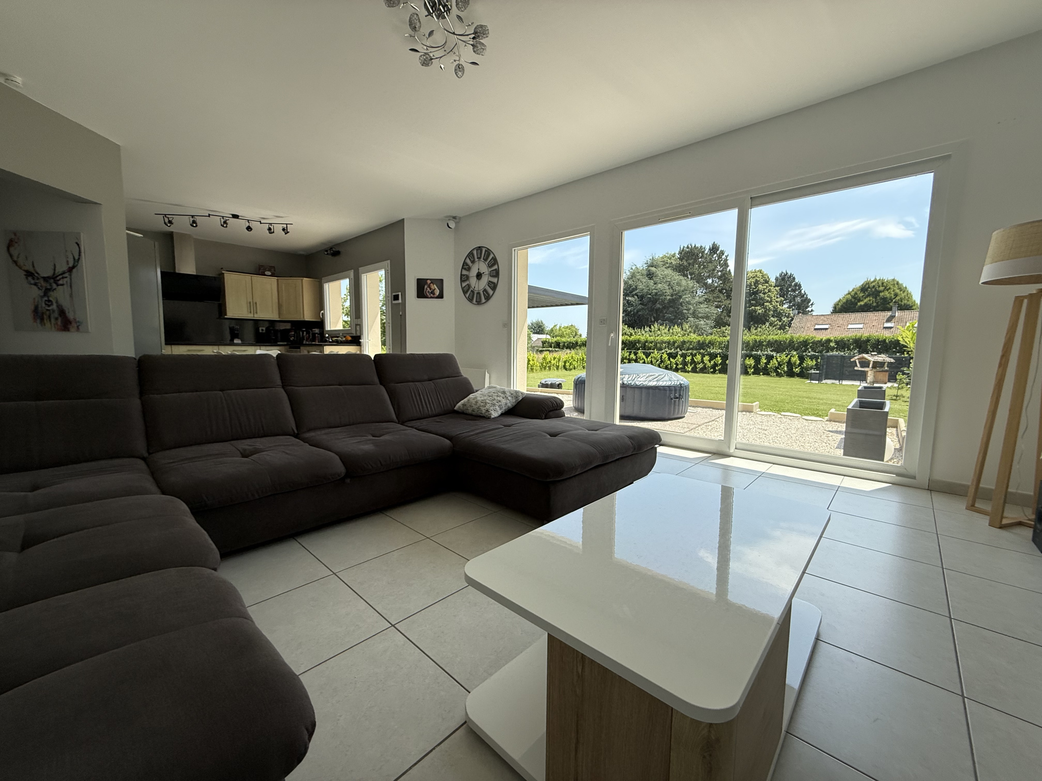 Immo80 – L'immobilier à Amiens et dans la Somme-SAINS-EN-AMIENOIS MAISON 143 M2 EN PARFAIT ETAT-GARAGE-JARDIN