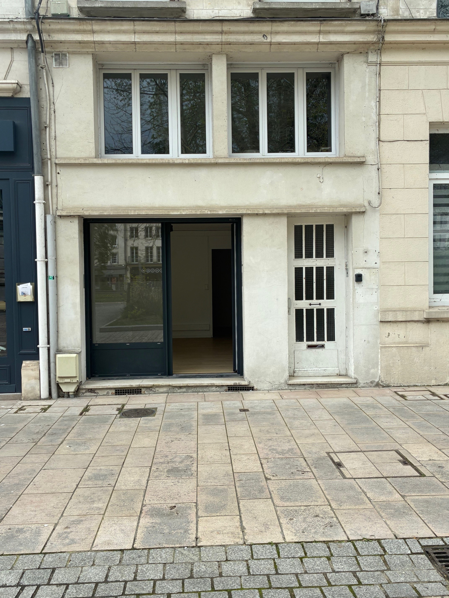 Immo80 – L'immobilier à Amiens et dans la Somme-LOCAL professionnel  / commercial  hyper CENTRE Amiens