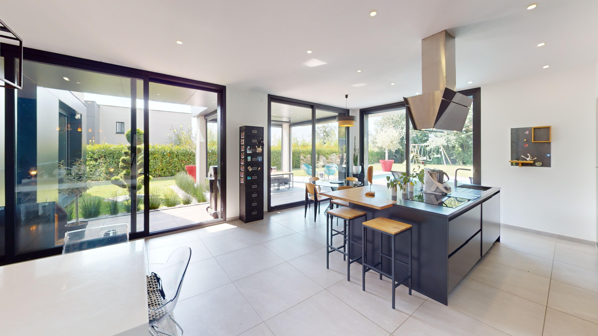Immo80 – L'immobilier à Amiens et dans la Somme-Maison d’architecte de standing 295m2   Sains-en-Amiénoise (Métropole Sud d’Amiens)