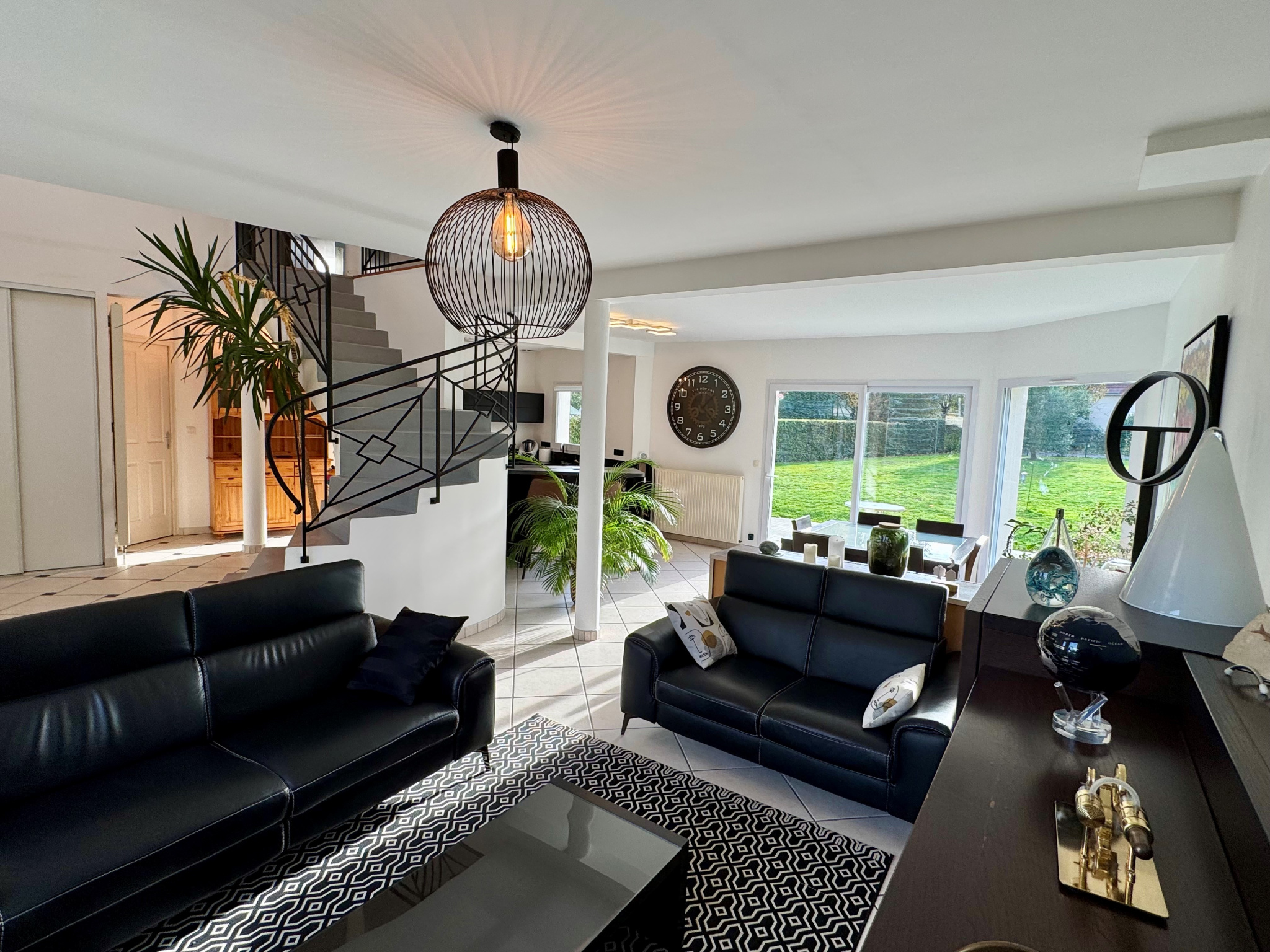 Immo80 – L'immobilier à Amiens et dans la Somme-Sains-en-Amiénois – Pavillon 136m2 – 3 chambres – Garage – Jardin