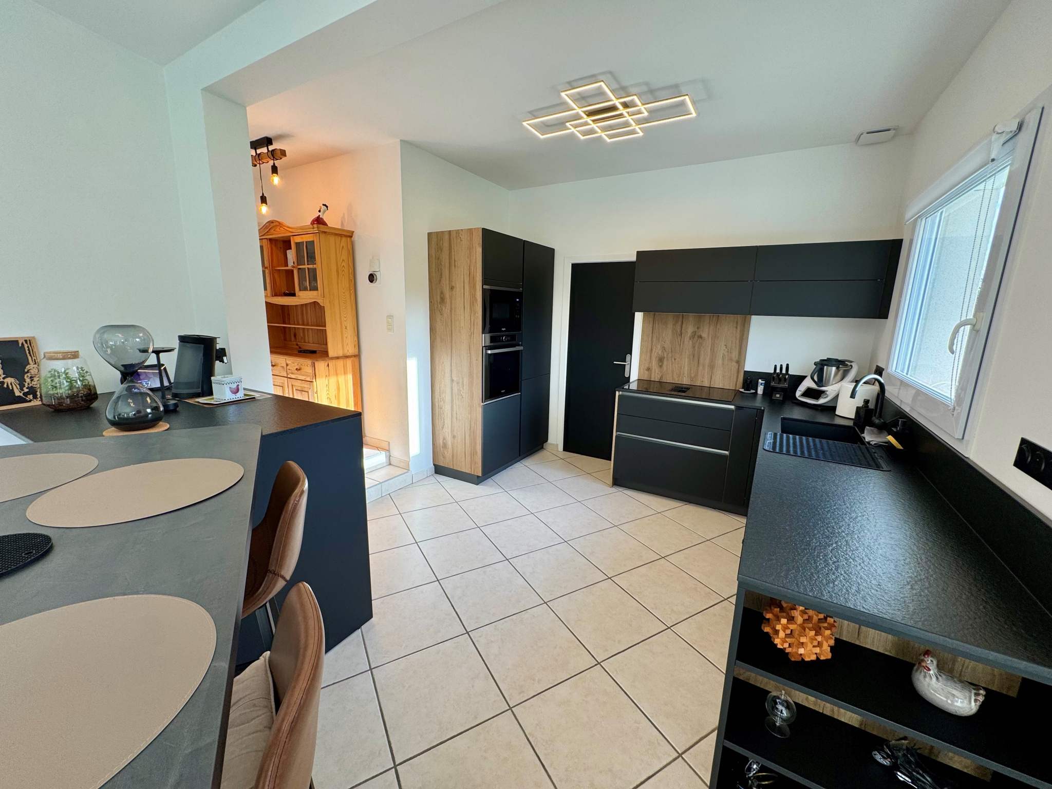 Immo80 – L'immobilier à Amiens et dans la Somme-Sains-en-Amiénois – Pavillon 136m2 – 3 chambres – Garage – Jardin