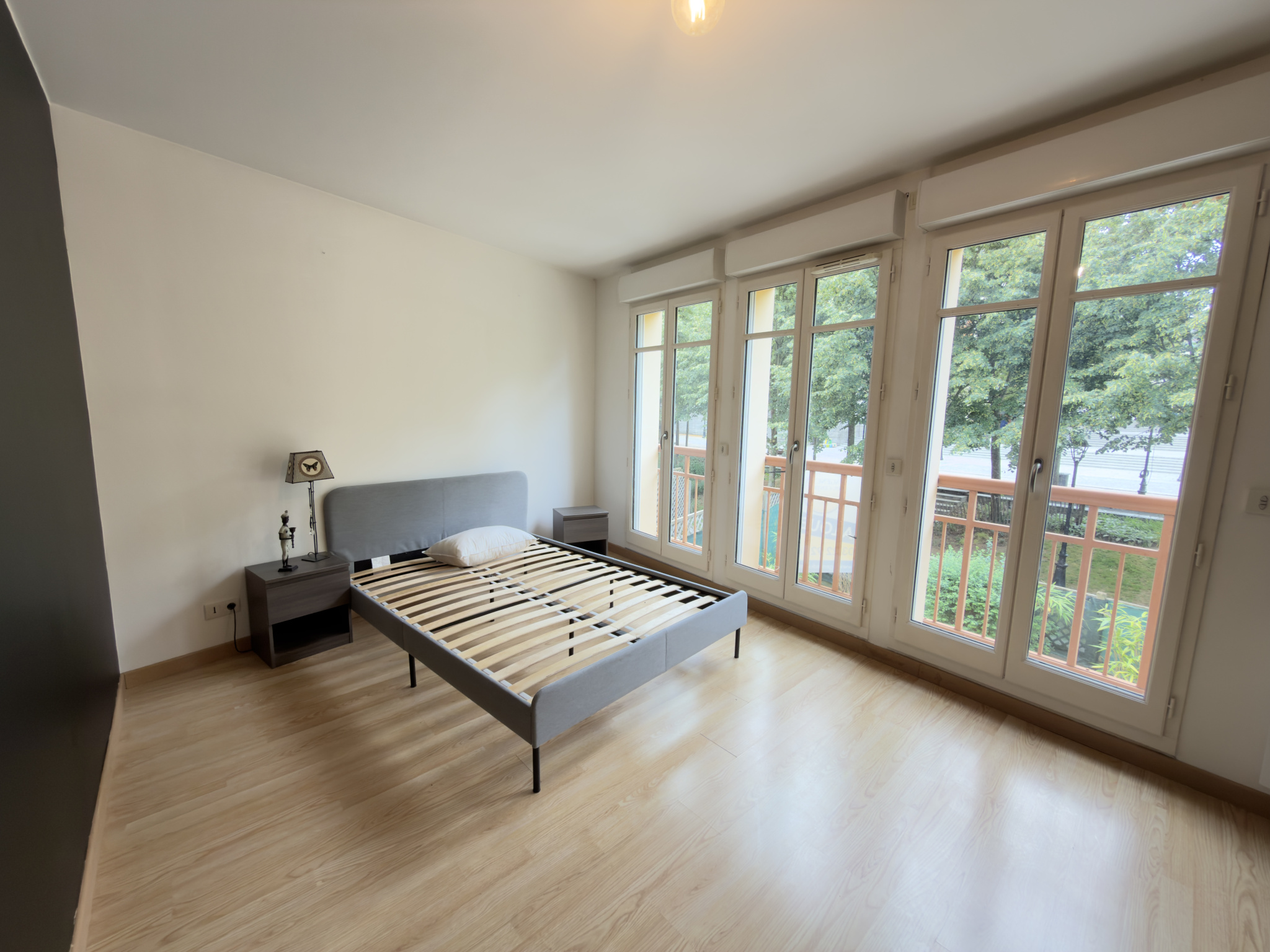 Immo80 – L'immobilier à Amiens et dans la Somme-MAISON T5  meublée AVEC TERRASSE CENTRE-VILLE  CATHEDRALE AMIENS