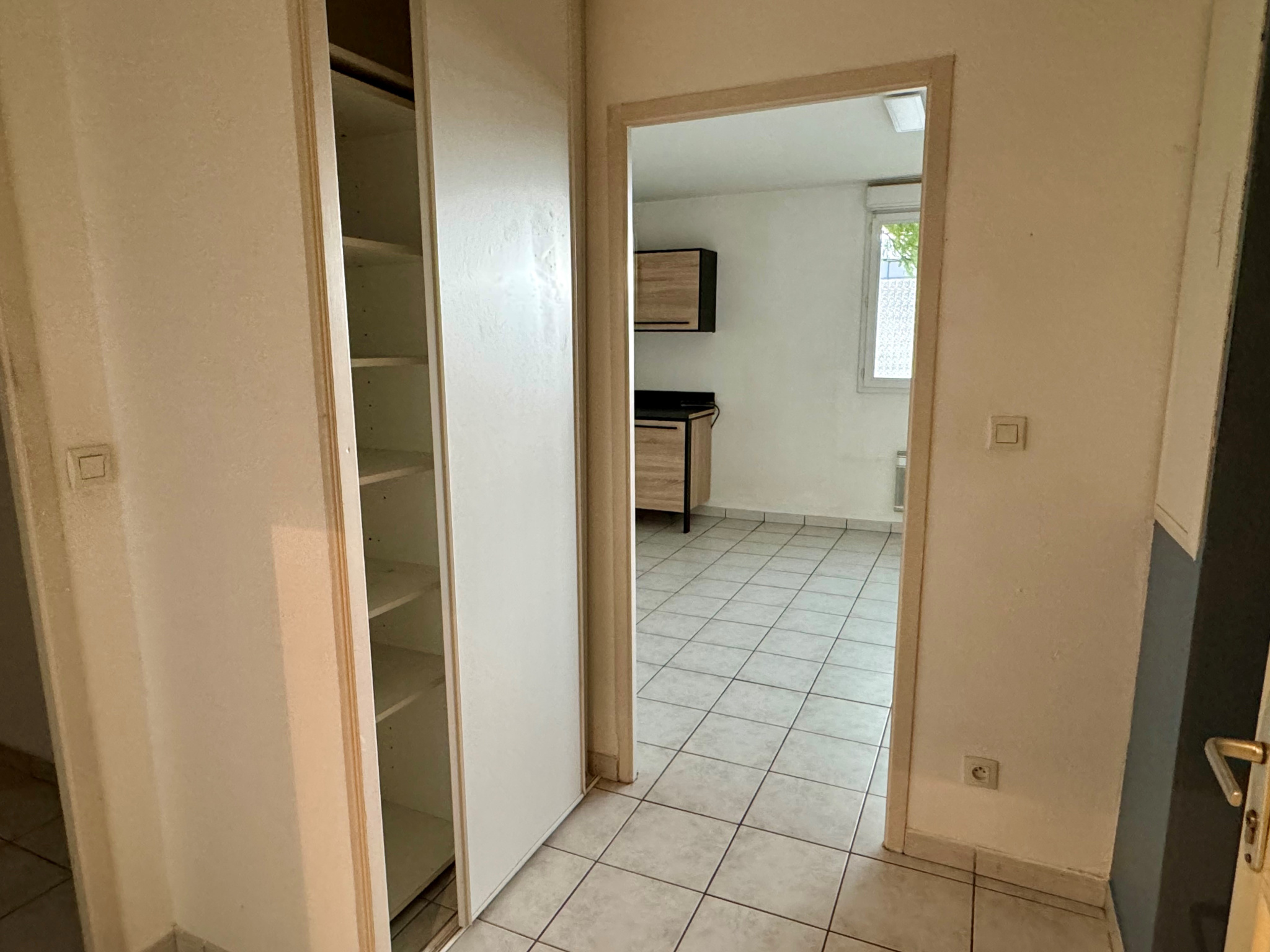 Immo80 – L'immobilier à Amiens et dans la Somme-Faubourg de Hem – T2 – 59m2 – Stationnement couvert sécurisé