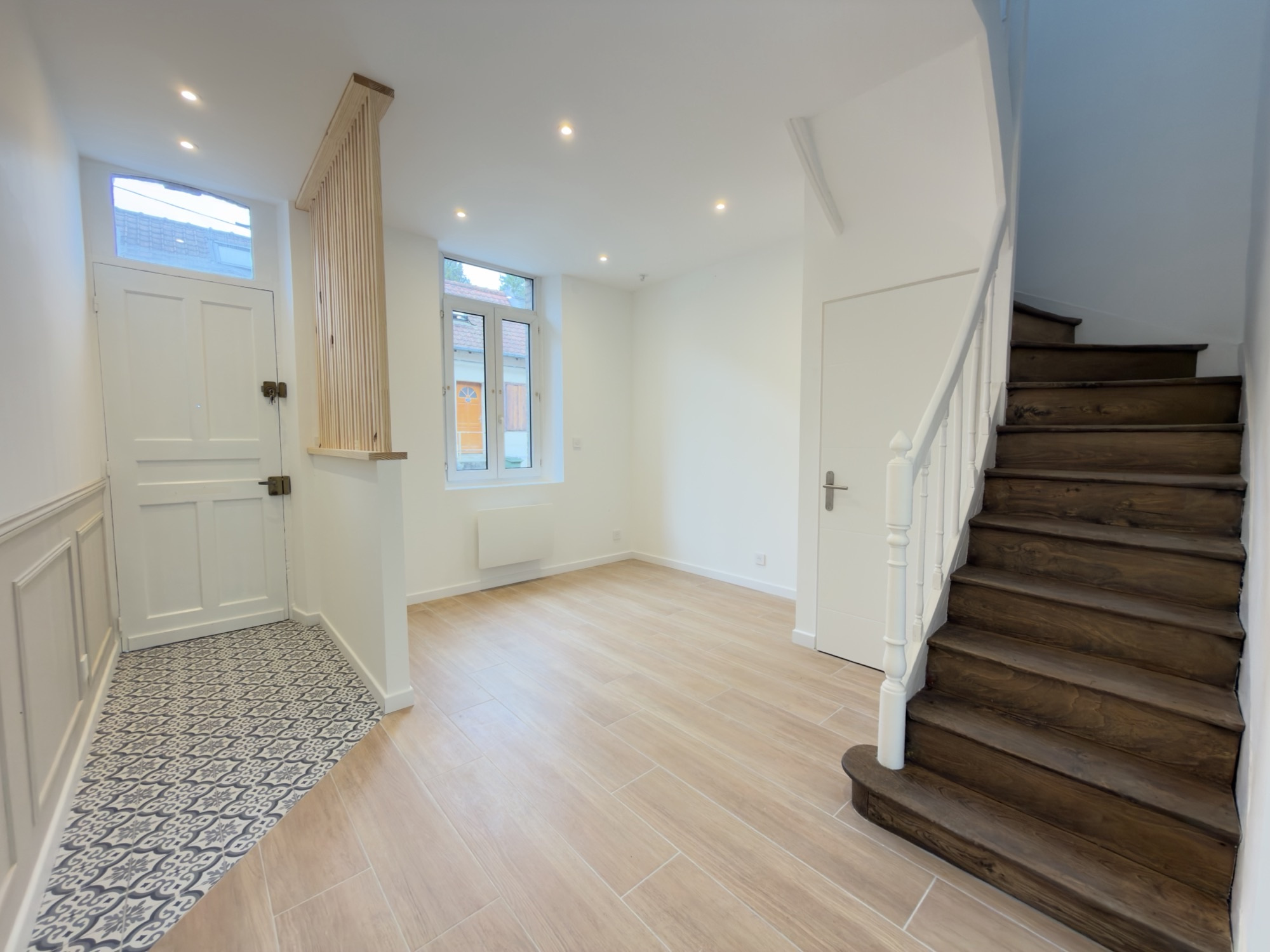 Immo80 – L'immobilier à Amiens et dans la Somme-Maison de 43.85m2 en location avec terrasse à Amiens (80)