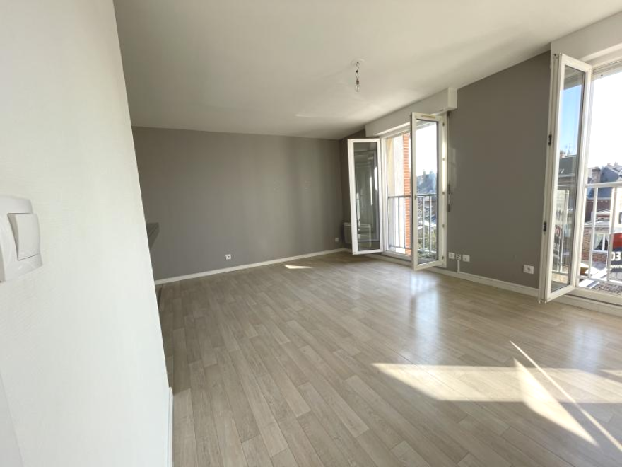 Immo80 – L'immobilier à Amiens et dans la Somme-TYPE 3 AVEC PARKING AMIENS – HENRIVILLE