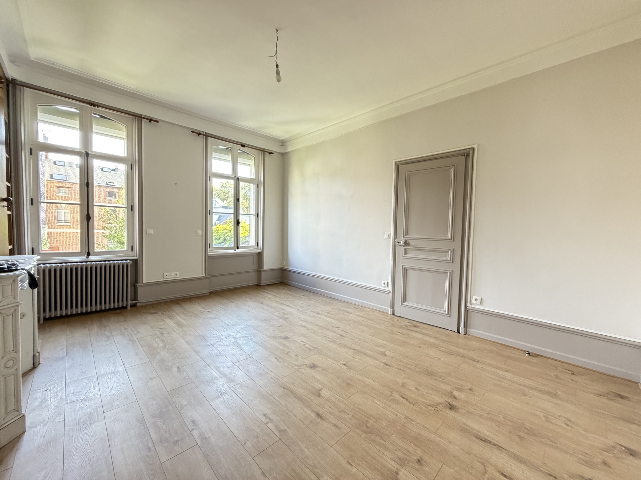 Immo80 – L'immobilier à Amiens et dans la Somme-GRAND T3 CENTRE-VILLE AMIENS