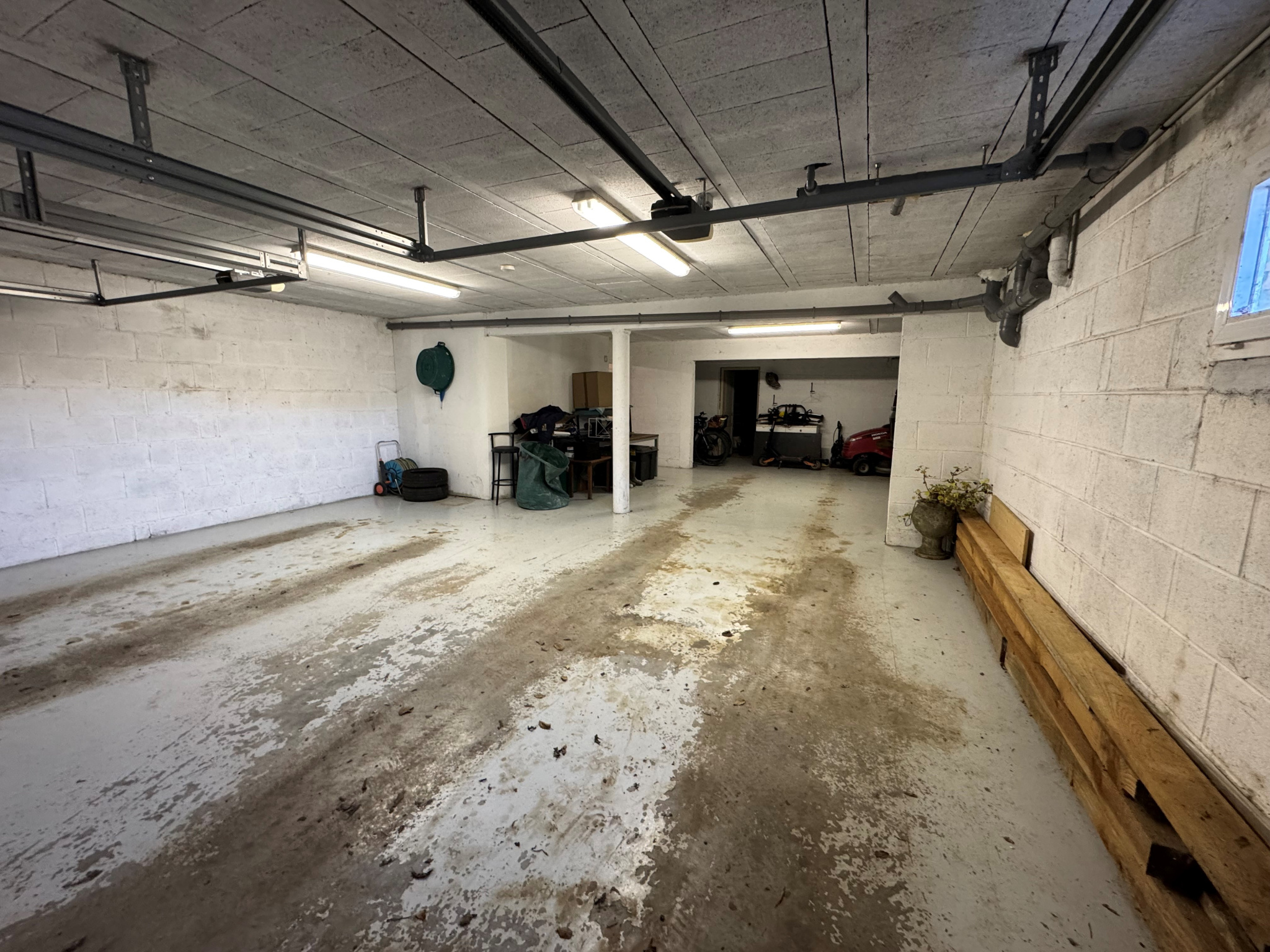 Immo80 – L'immobilier à Amiens et dans la Somme-Saint-Sauflieu – Pavillon 200m2 – 4 chbs – sous-sol complet