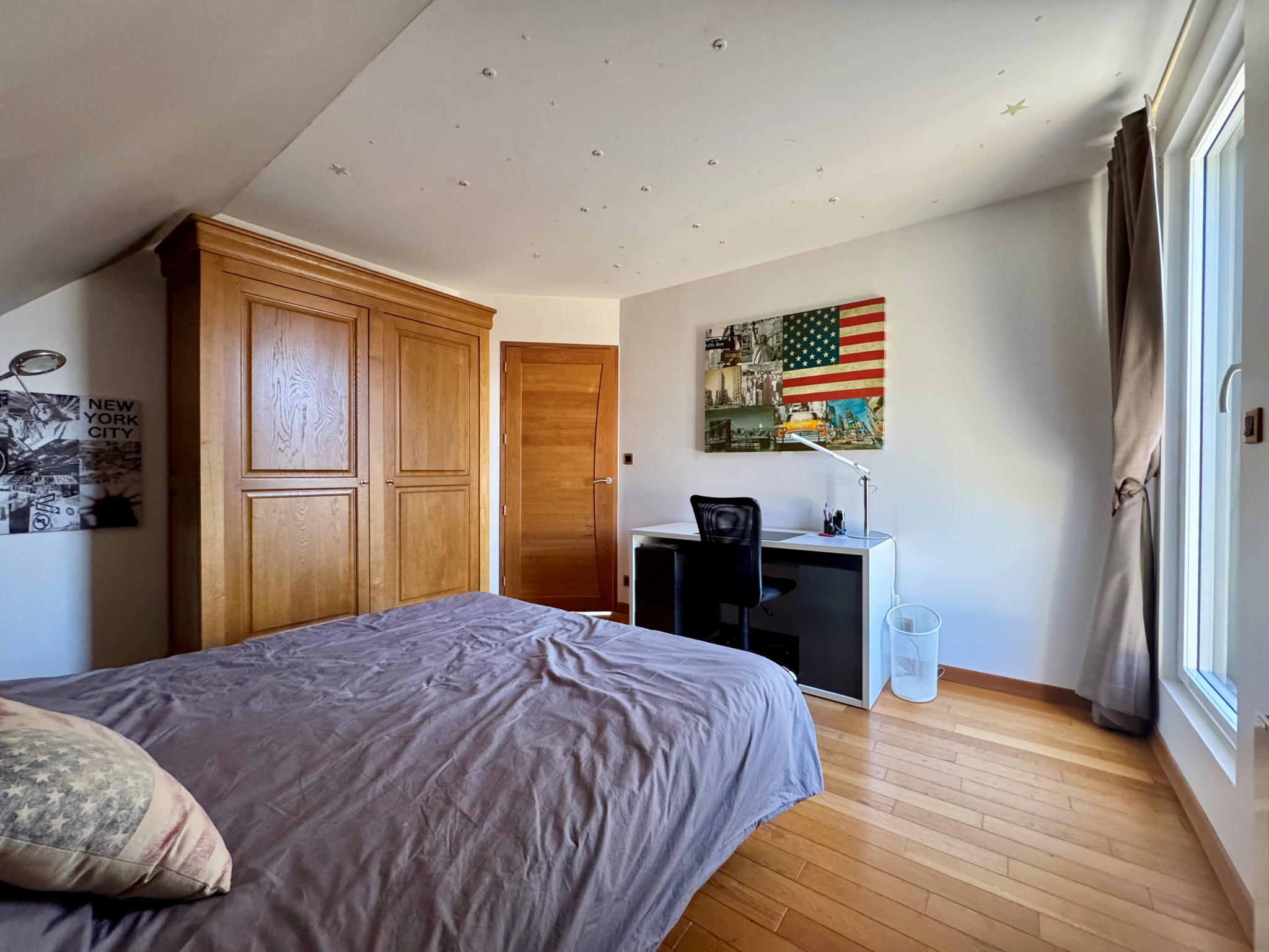 Immo80 – L'immobilier à Amiens et dans la Somme-Saint-Sauflieu – Pavillon 200m2 – 4 chbs – sous-sol complet