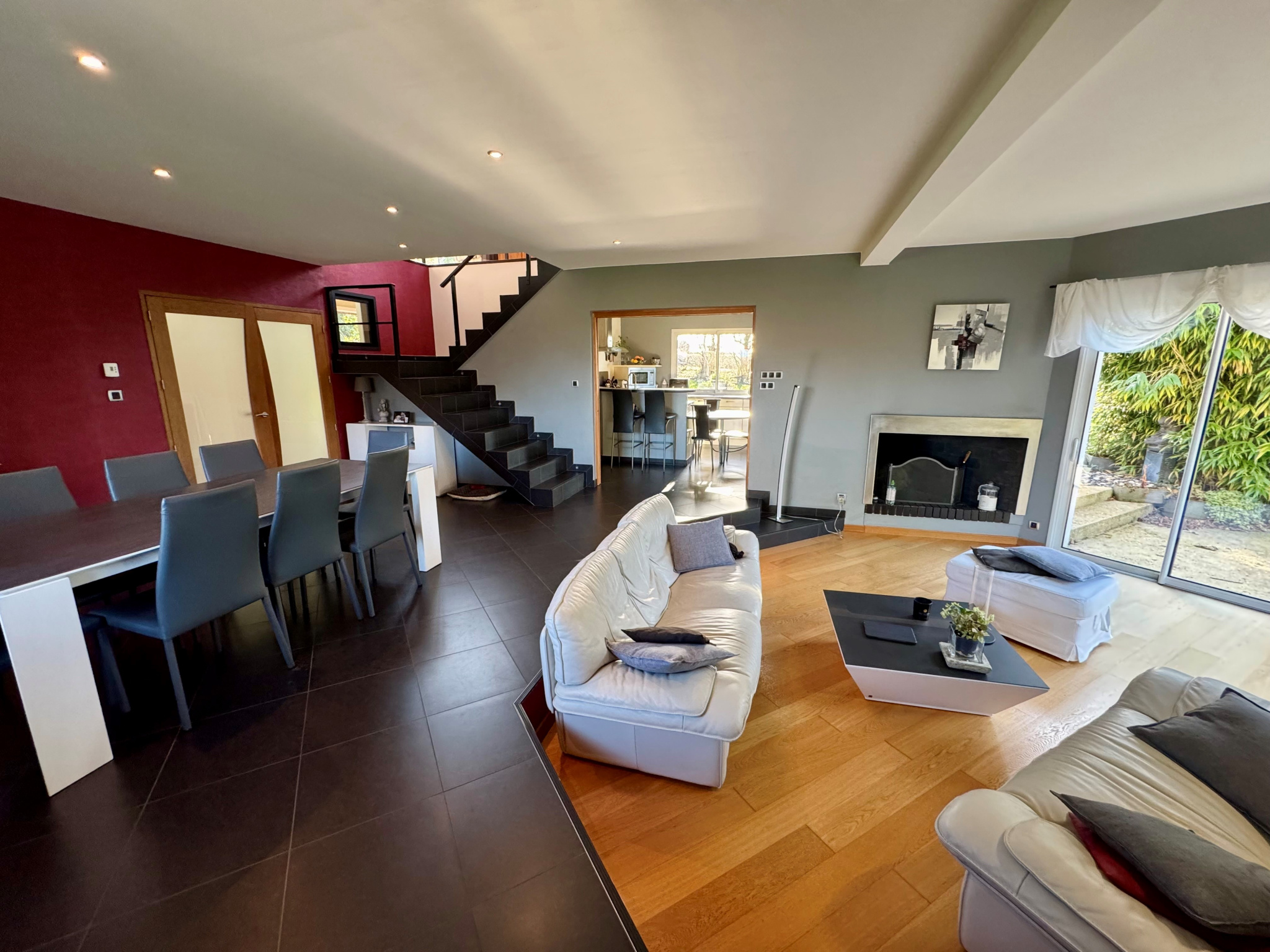 Immo80 – L'immobilier à Amiens et dans la Somme-Saint-Sauflieu – Pavillon 200m2 – 4 chbs – sous-sol complet