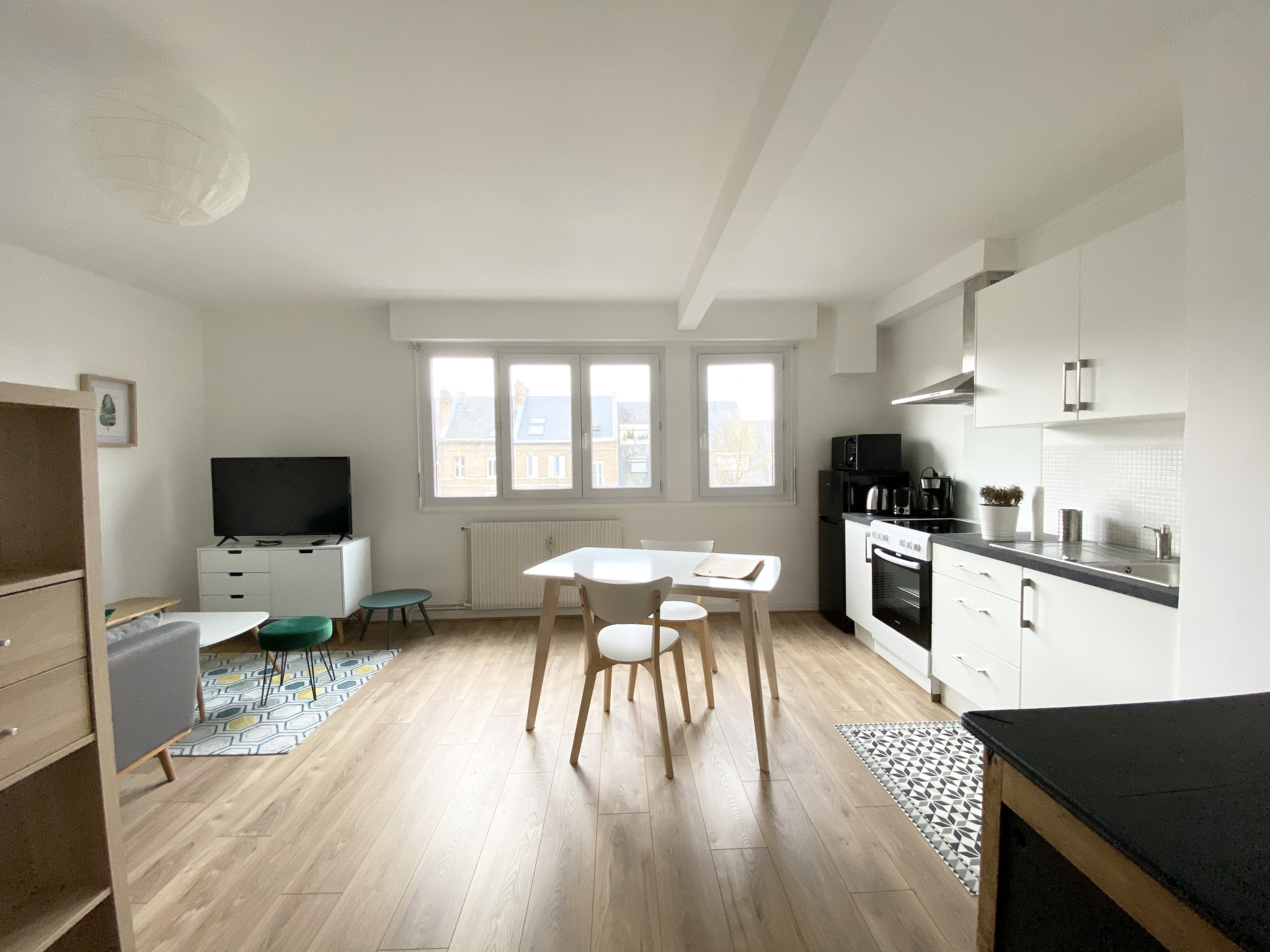Immo80 – L'immobilier à Amiens et dans la Somme-STUDIO MEUBLE – QUARTIER HENRIVILLE – AMIENS