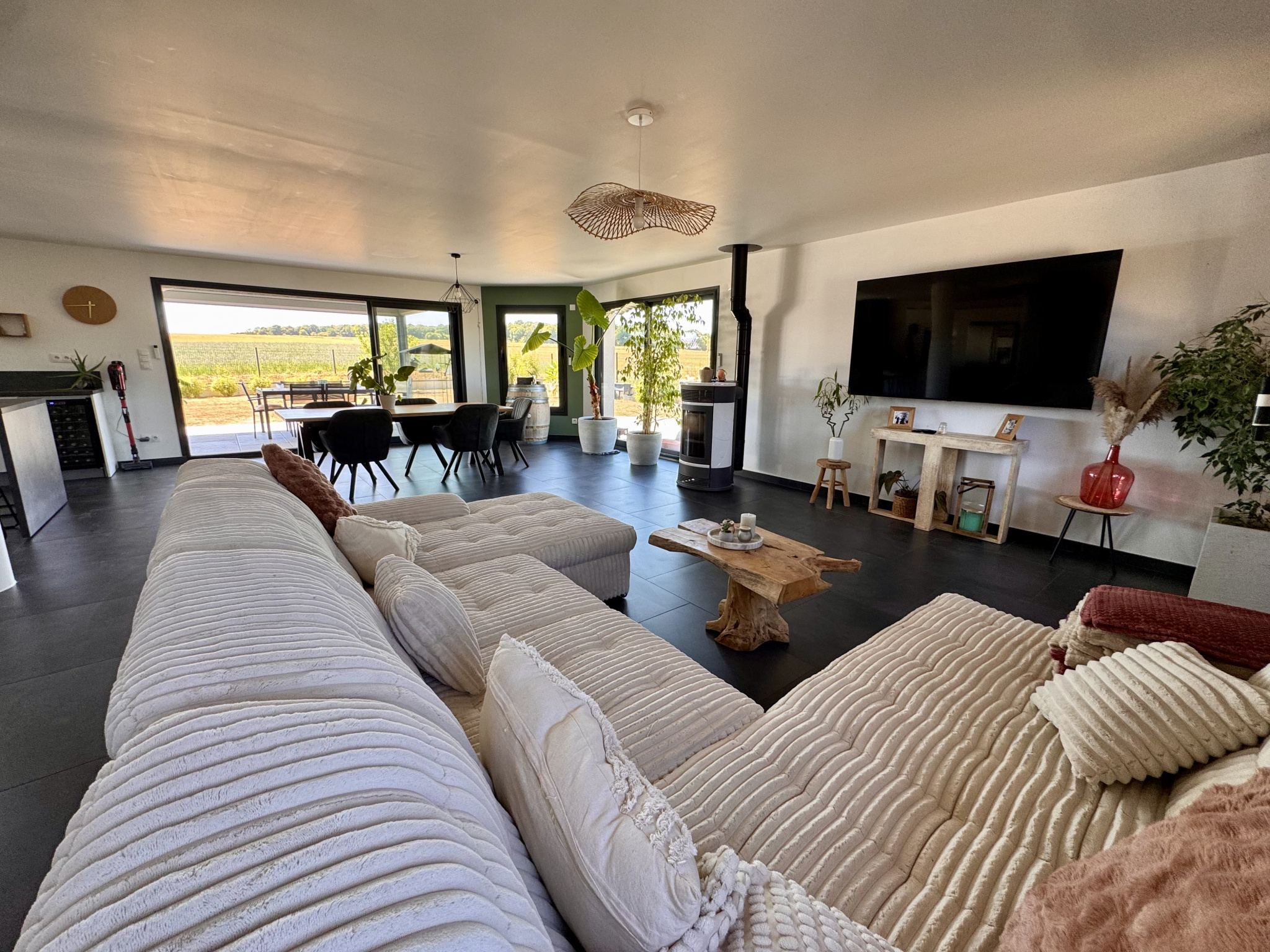 Immo80 – L'immobilier à Amiens et dans la Somme-SAVEUSE – Maison 200m2 – 4 chbs – Sous-sol complet – Jardin & Piscine