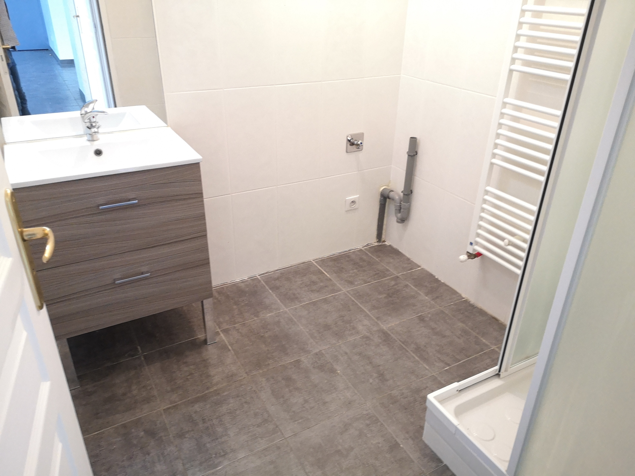 Immo80 – L'immobilier à Amiens et dans la Somme-TYPE 3 EN REZ DE JARDIN AVEC PARKING – GARE AMIENS