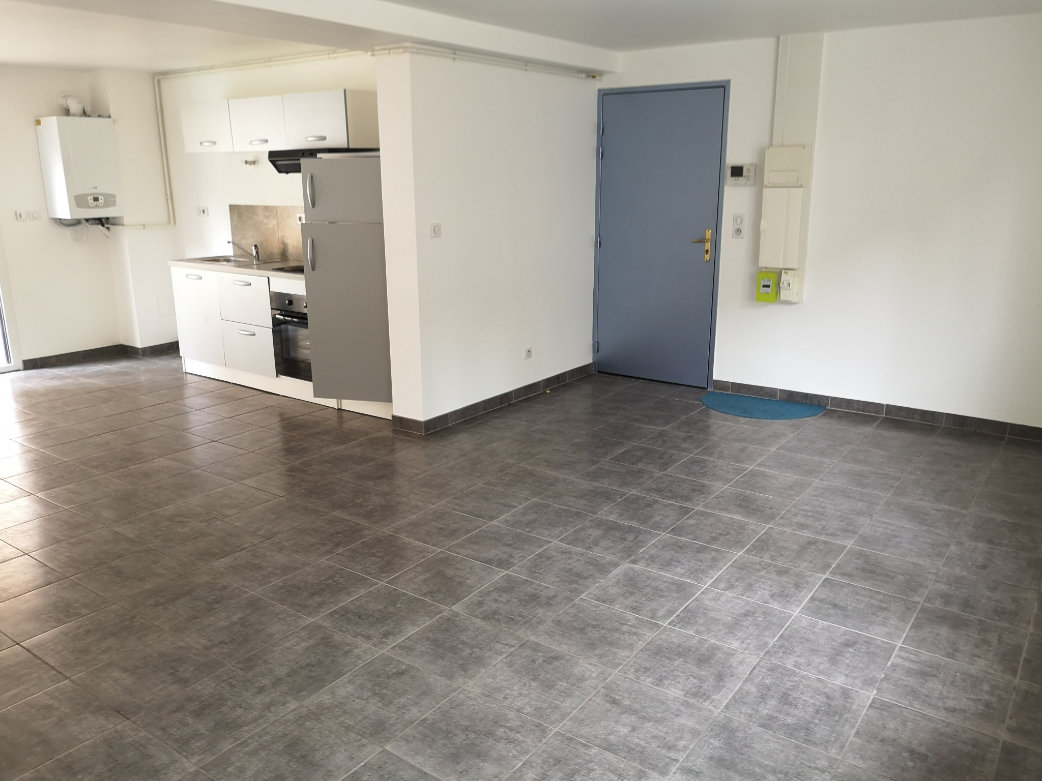 Immo80 – L'immobilier à Amiens et dans la Somme-TYPE 3 EN REZ DE JARDIN AVEC PARKING – GARE AMIENS