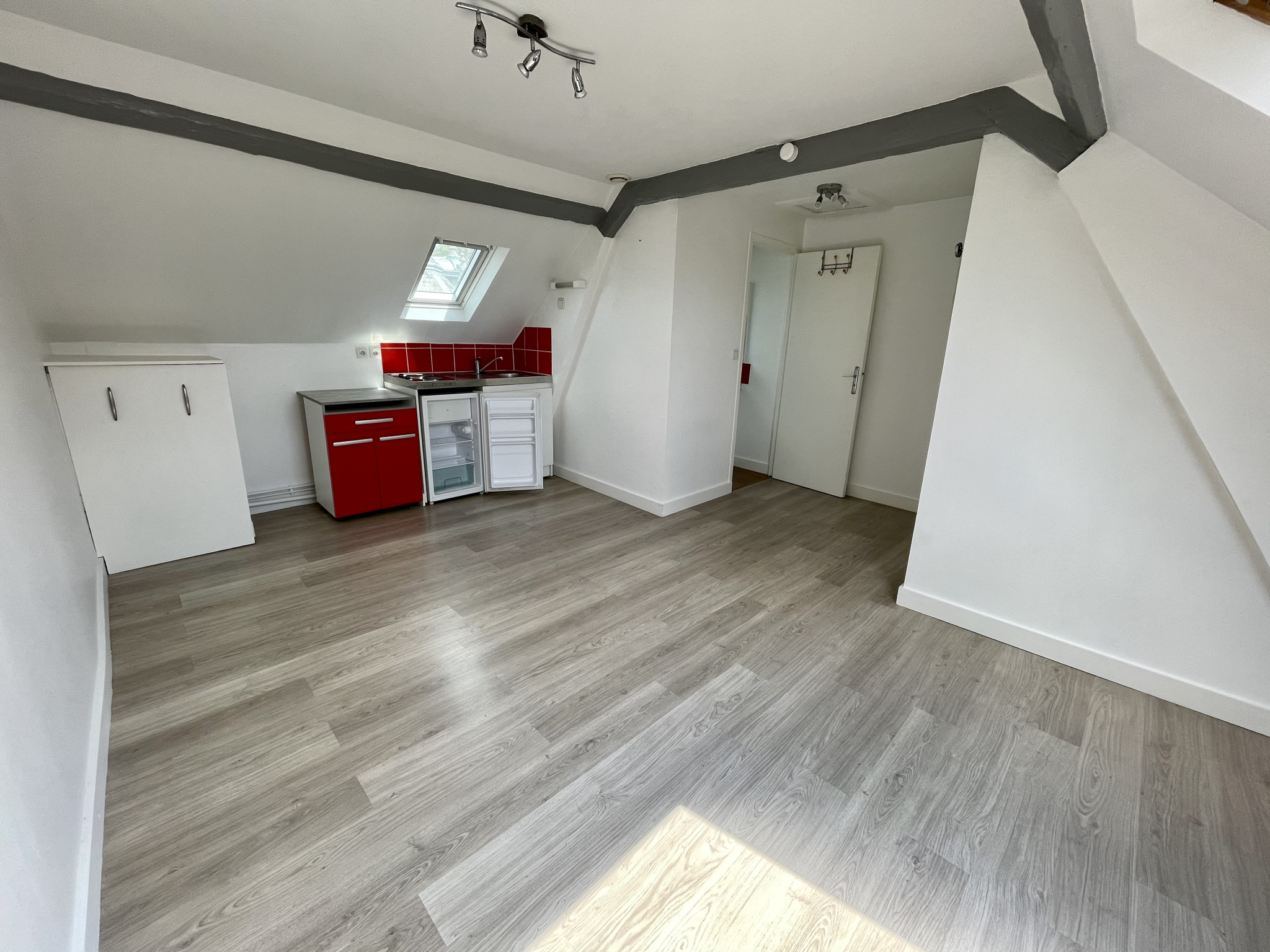 Immo80 – L'immobilier à Amiens et dans la Somme-BEAU STUDIO 16M2 – SAINT-PIERRE