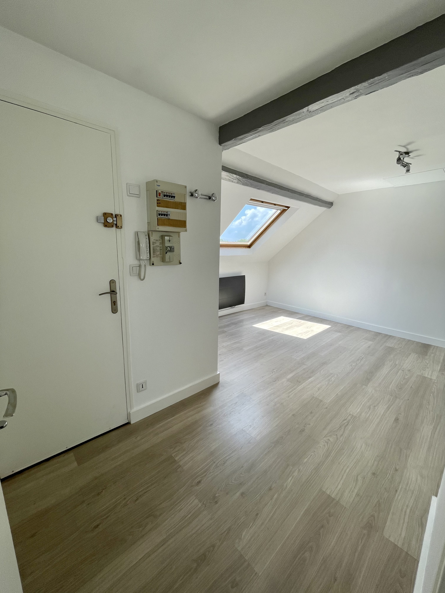 Immo80 – L'immobilier à Amiens et dans la Somme-BEAU STUDIO 16M2 – SAINT-PIERRE