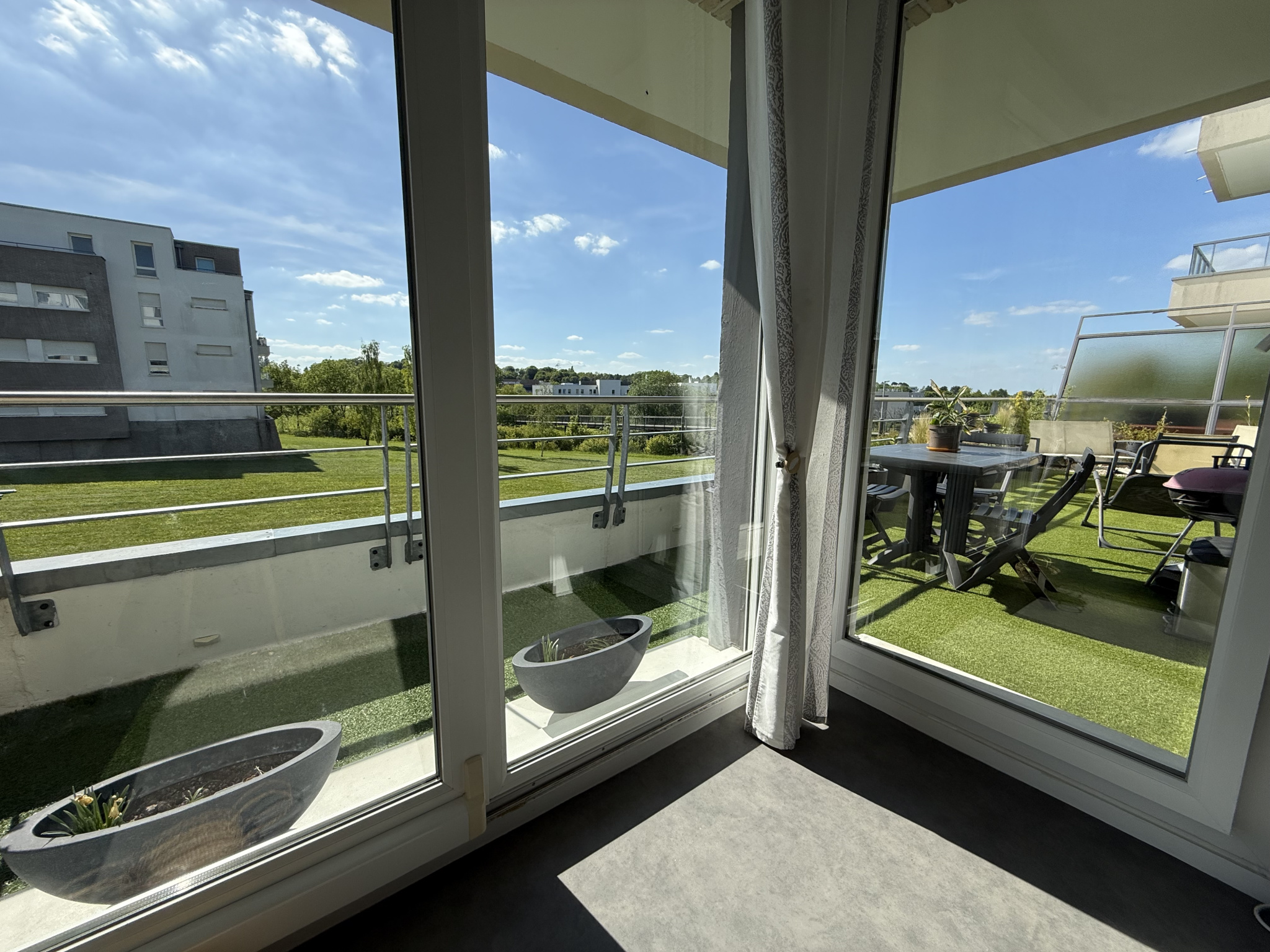 Immo80 – L'immobilier à Amiens et dans la Somme-EXCLU APPARTEMENT T3 -GRANDE TERRASSE- AMIENS SUD VALLÉE DES VIGNES-PARKING