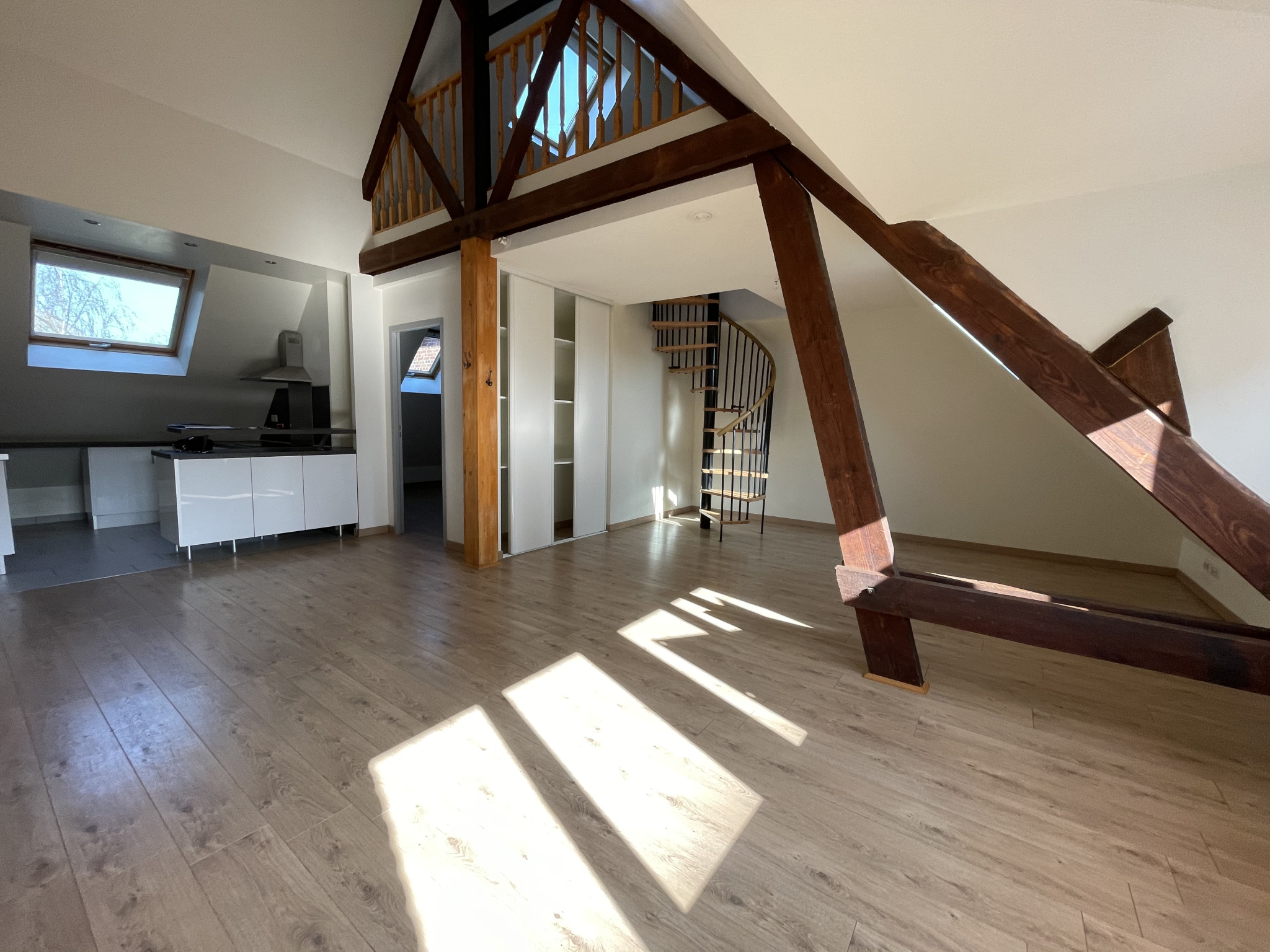 Immo80 – L'immobilier à Amiens et dans la Somme-TYPE 3 DUPLEX CENTRE VILLE AMIENS